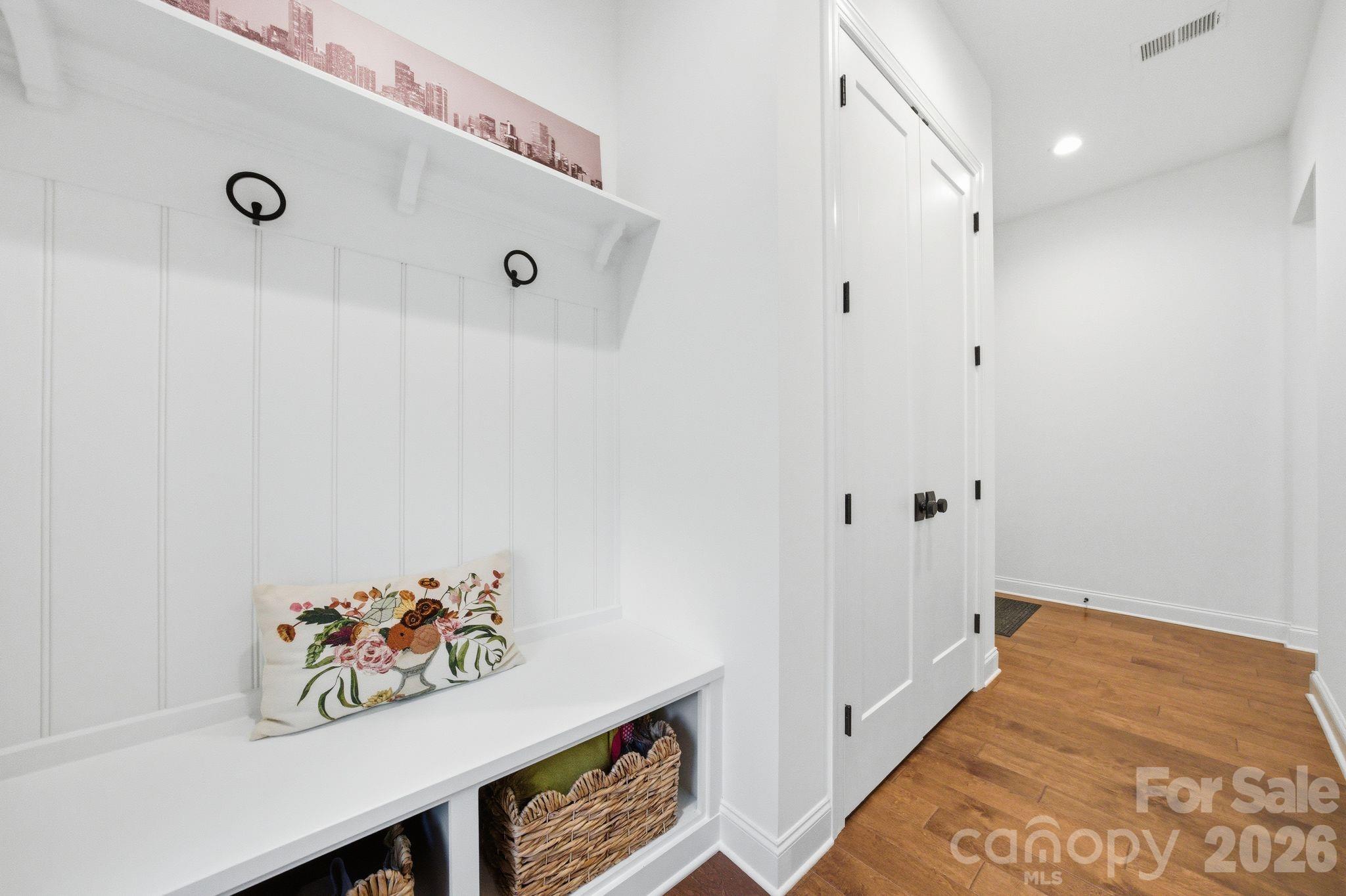 16515 Munson Hill Road Property Photo 25