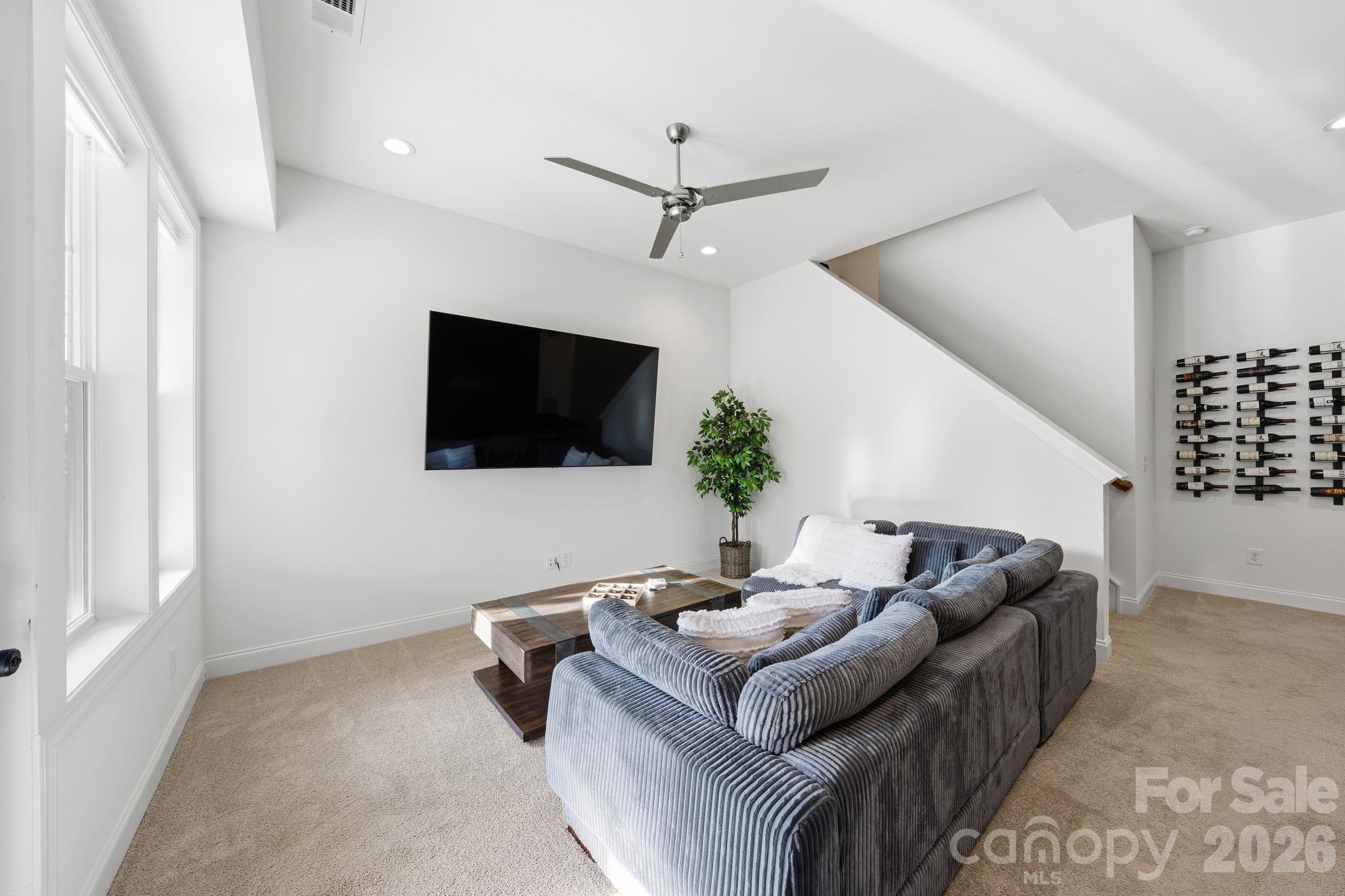 16515 Munson Hill Road Property Photo 36