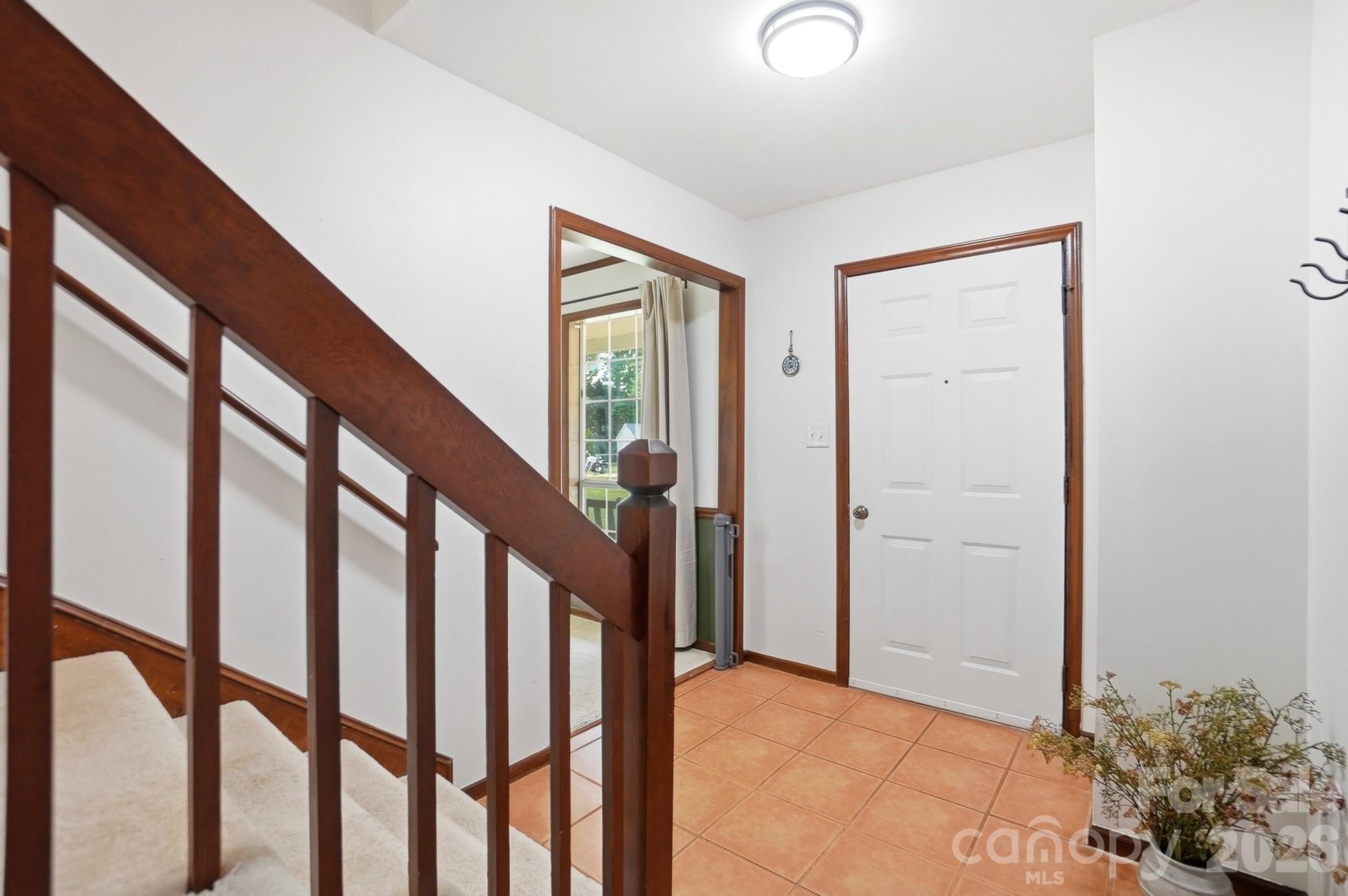 2634 Cherokee Court Property Photo 5