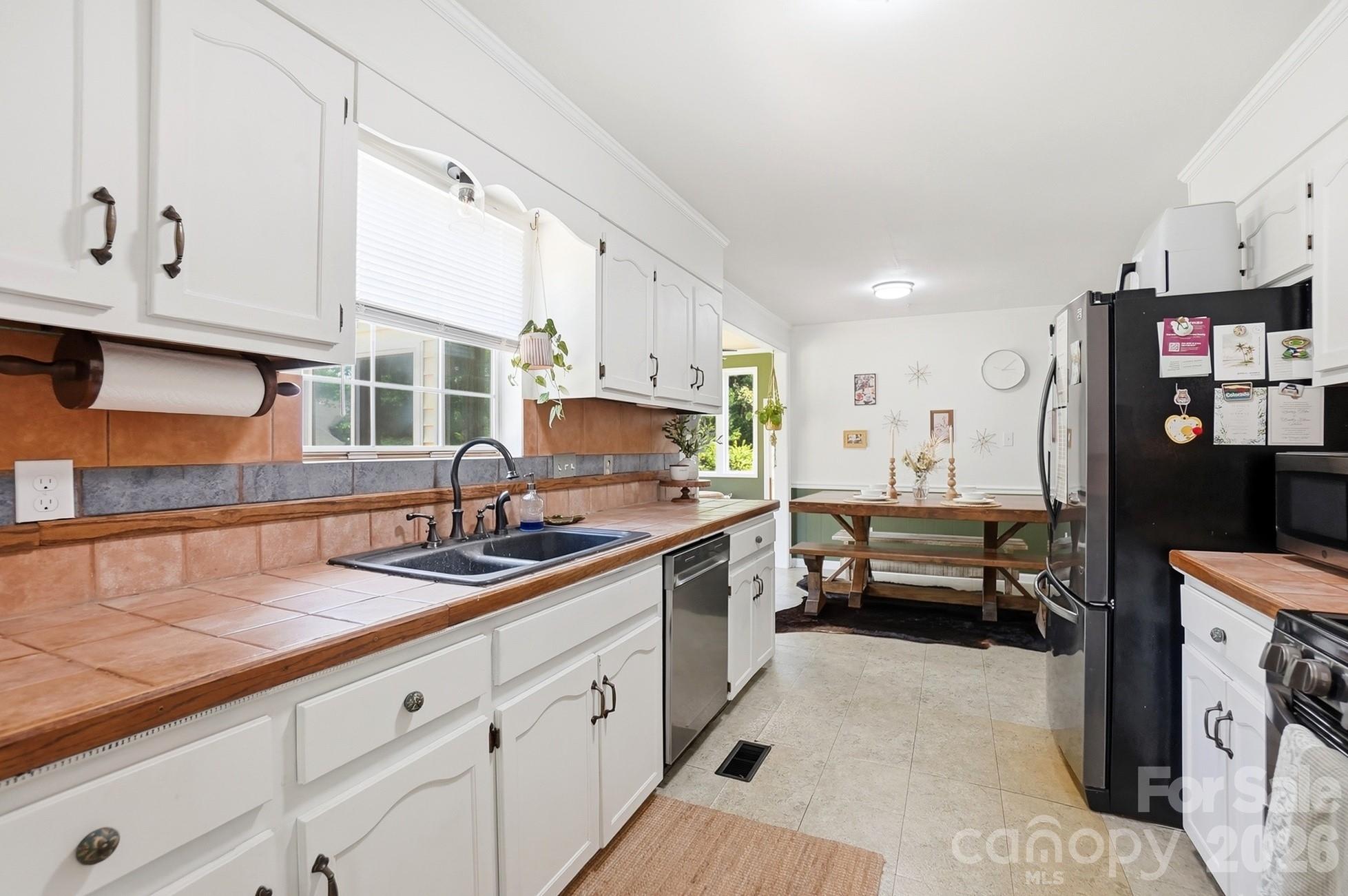 2634 Cherokee Court Property Photo 16