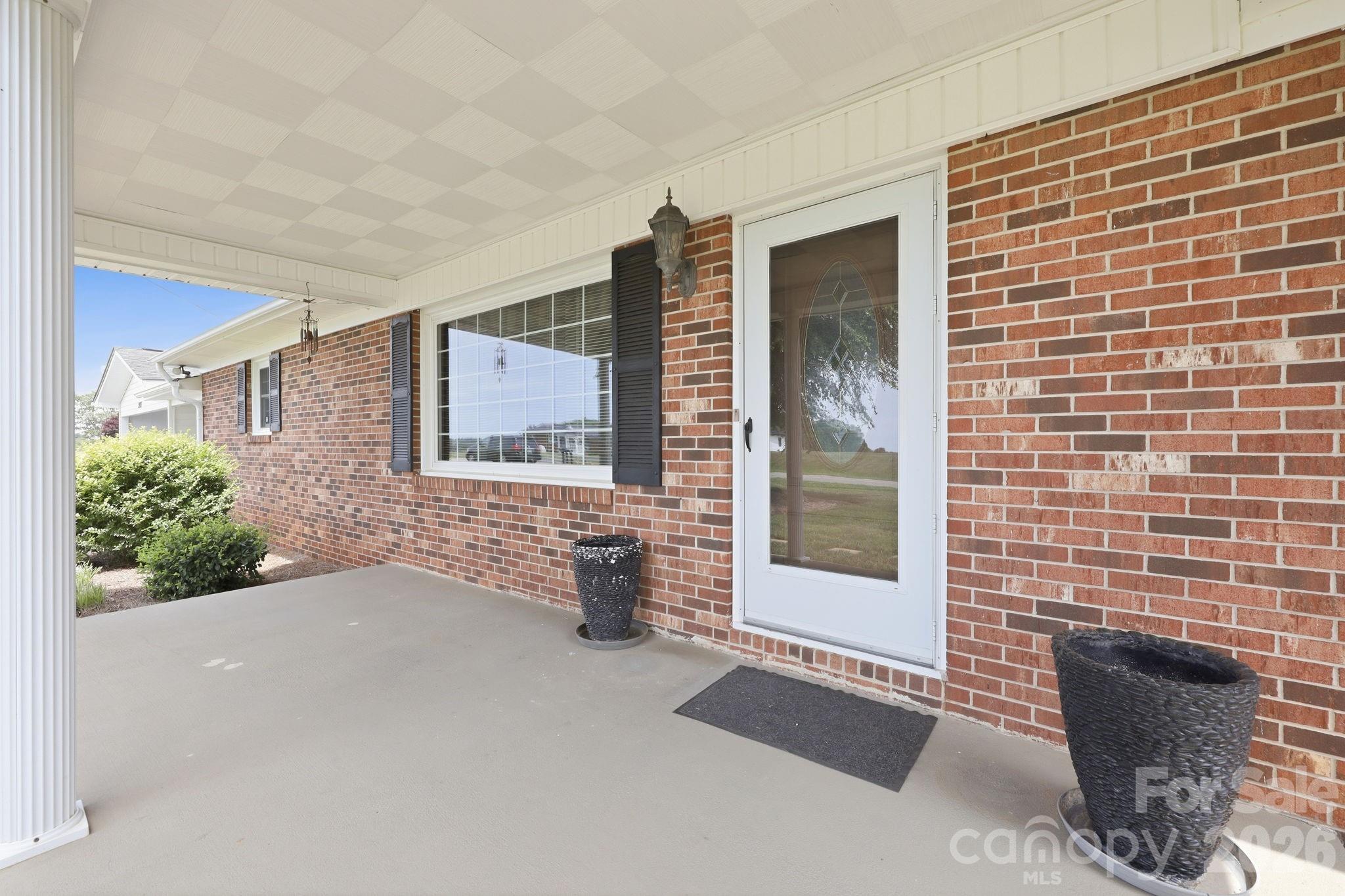 1913 Nebo Road Property Photo 8