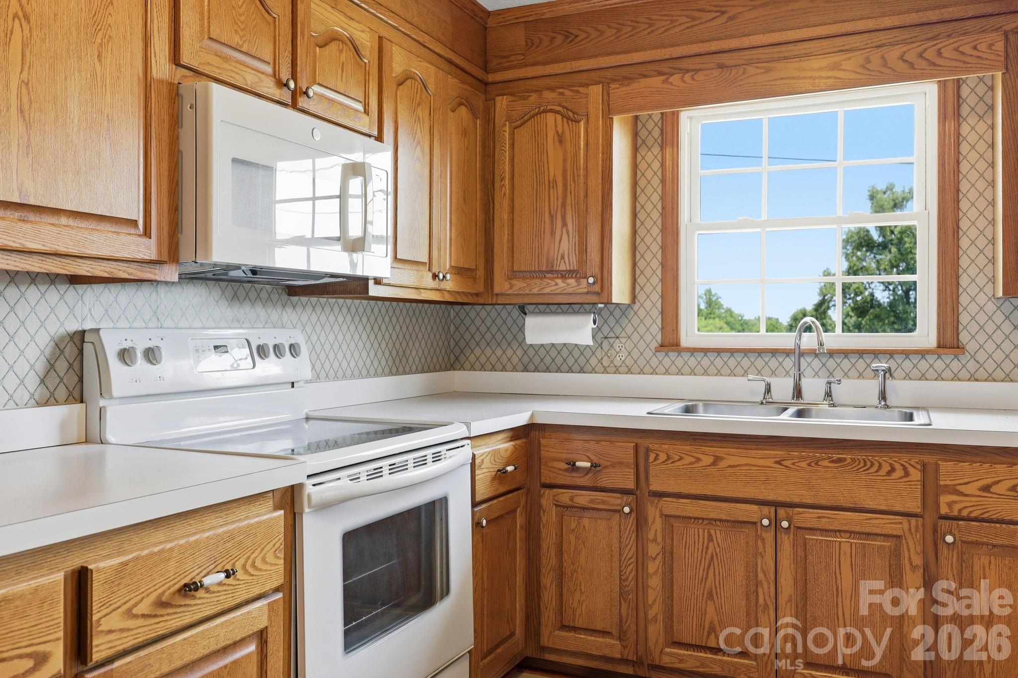 1913 Nebo Road Property Photo 16