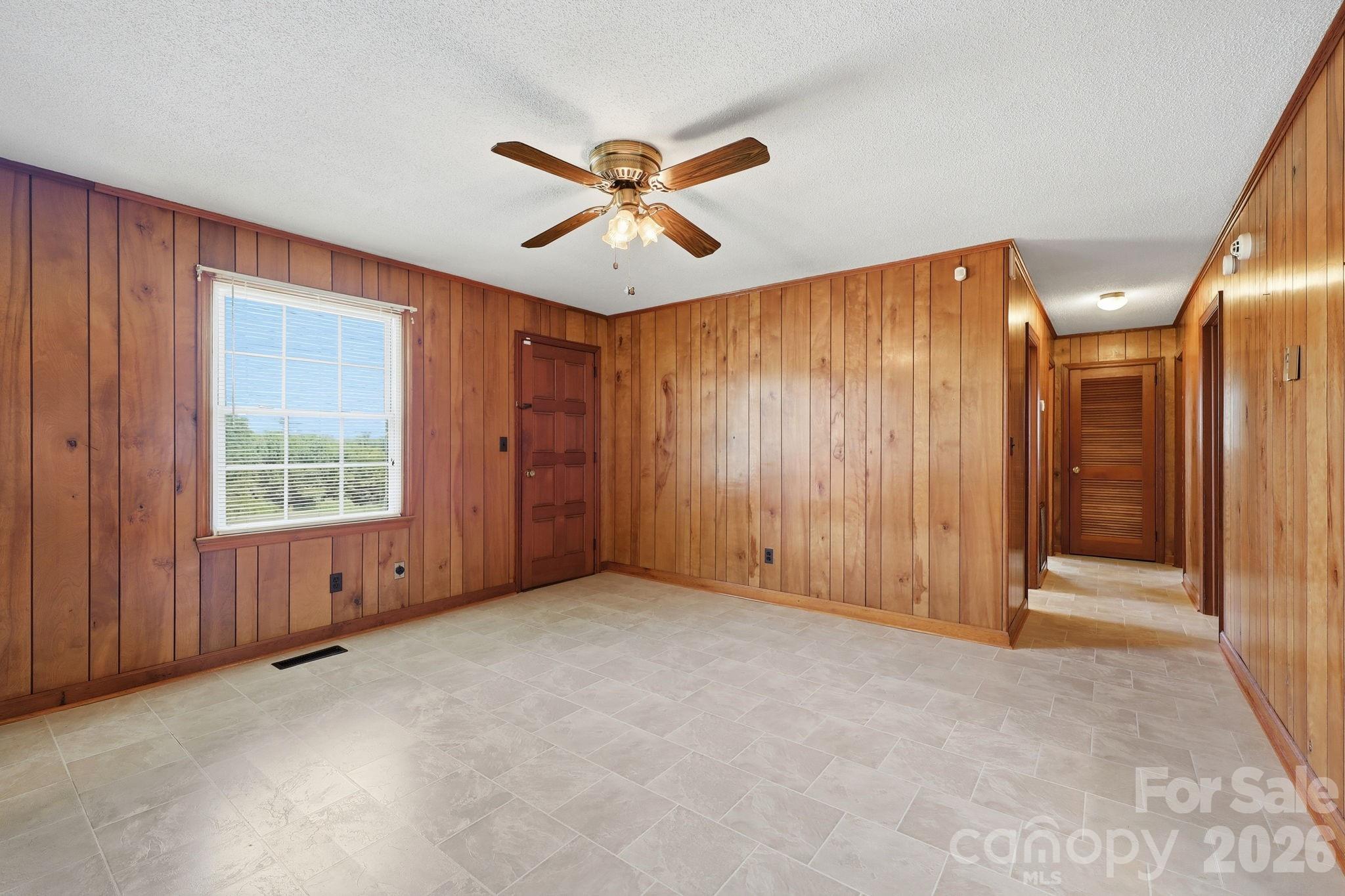 1913 Nebo Road Property Photo 19