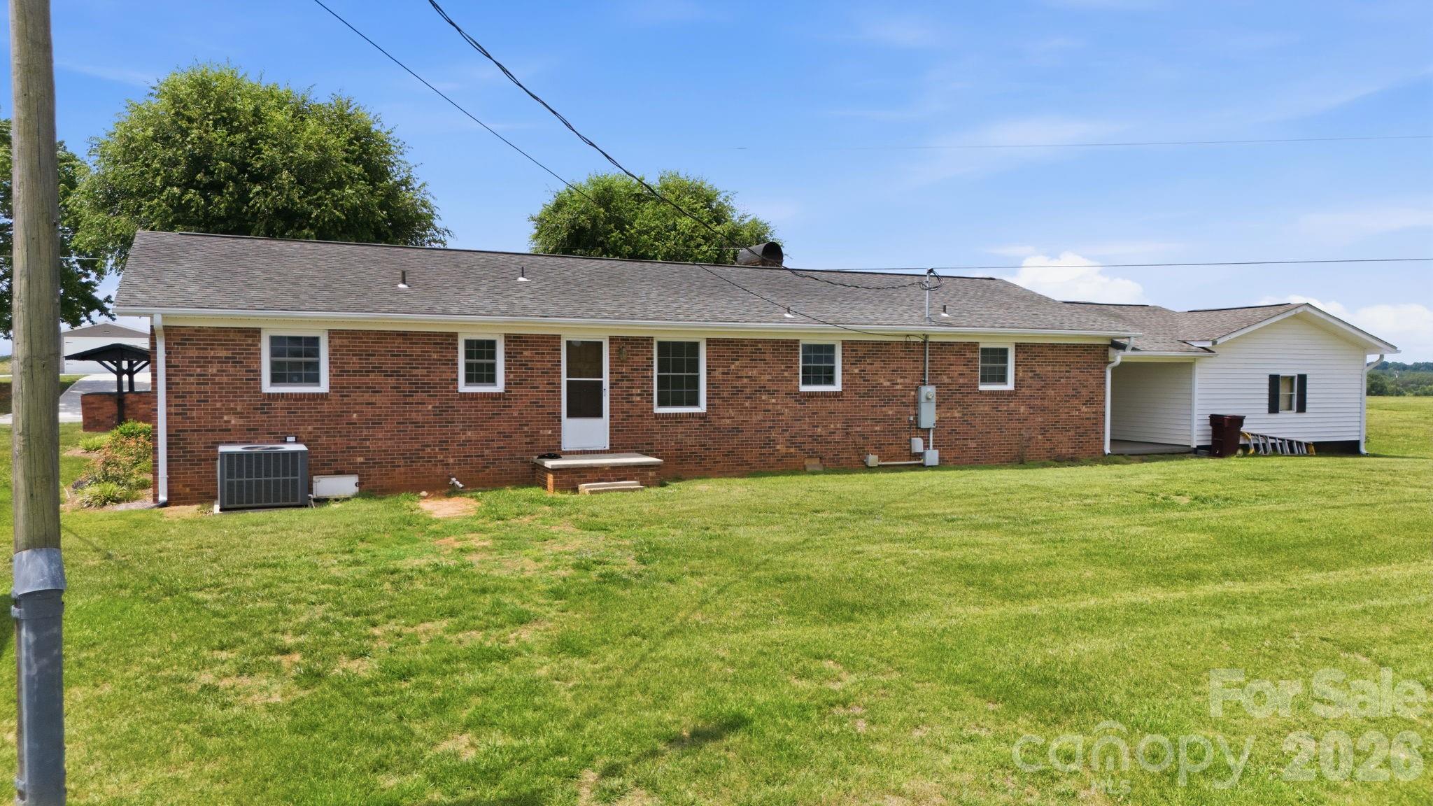 1913 Nebo Road Property Photo 33