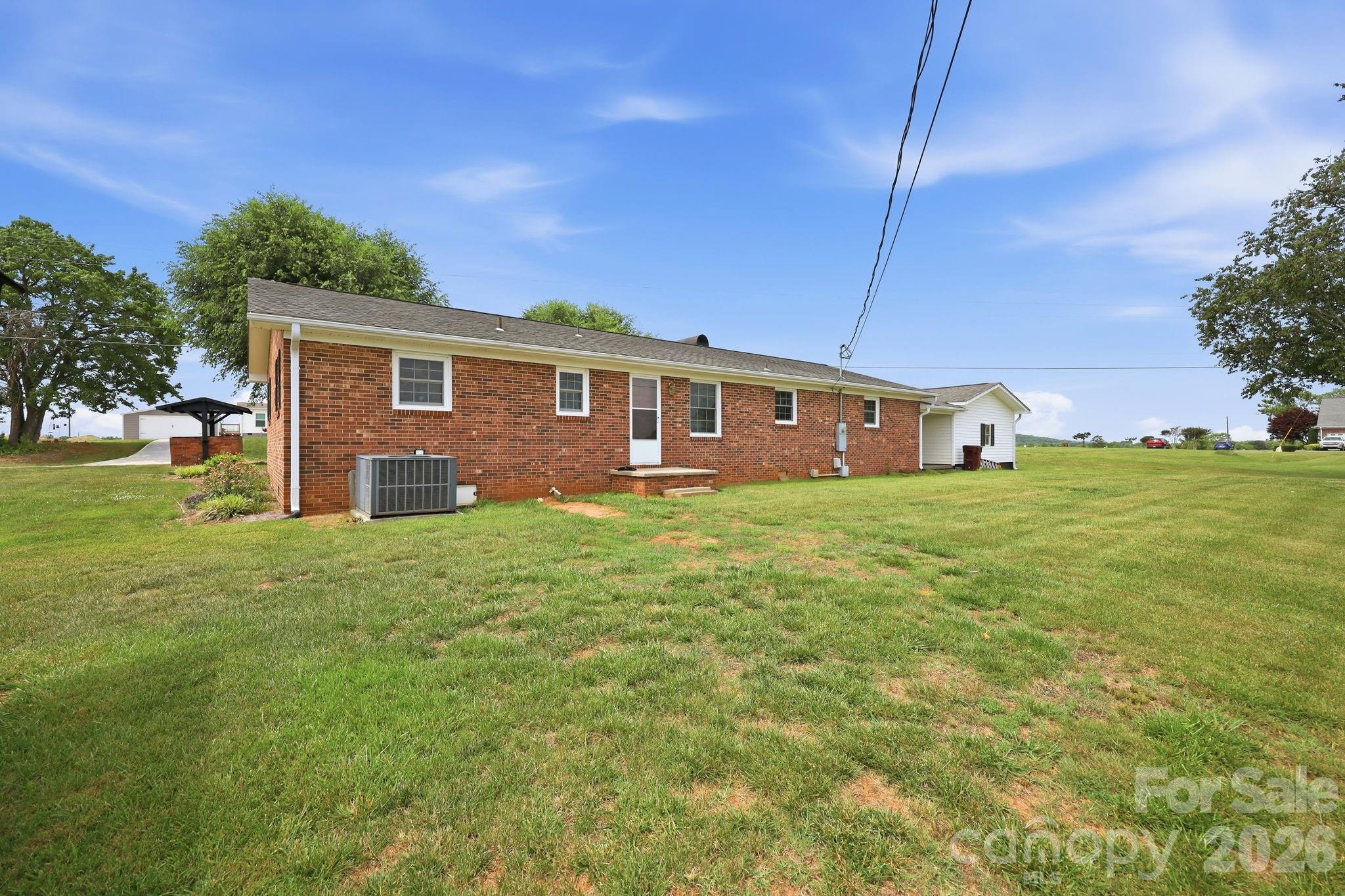 1913 Nebo Road Property Photo 34