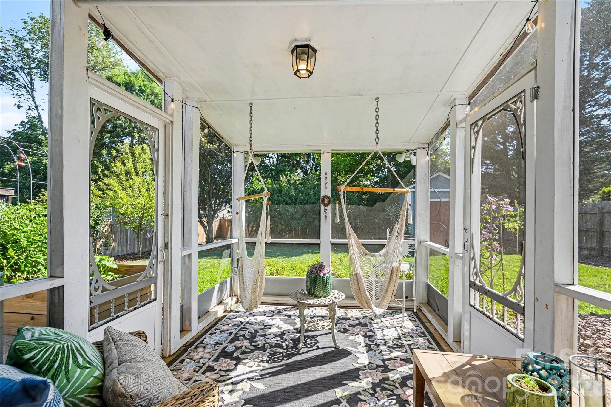 8521 Milton Morris Drive Property Photo 18