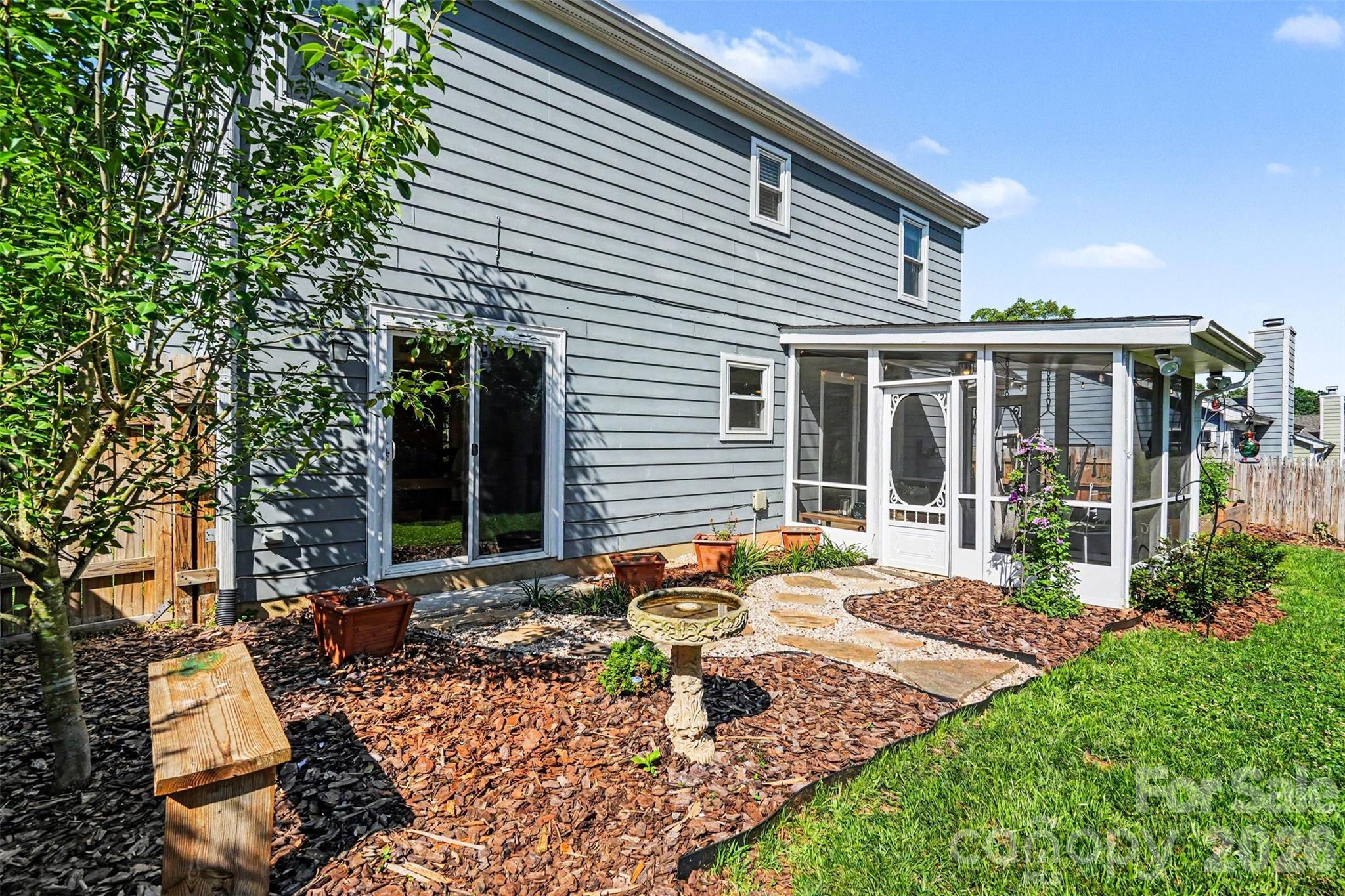 8521 Milton Morris Drive Property Photo 19