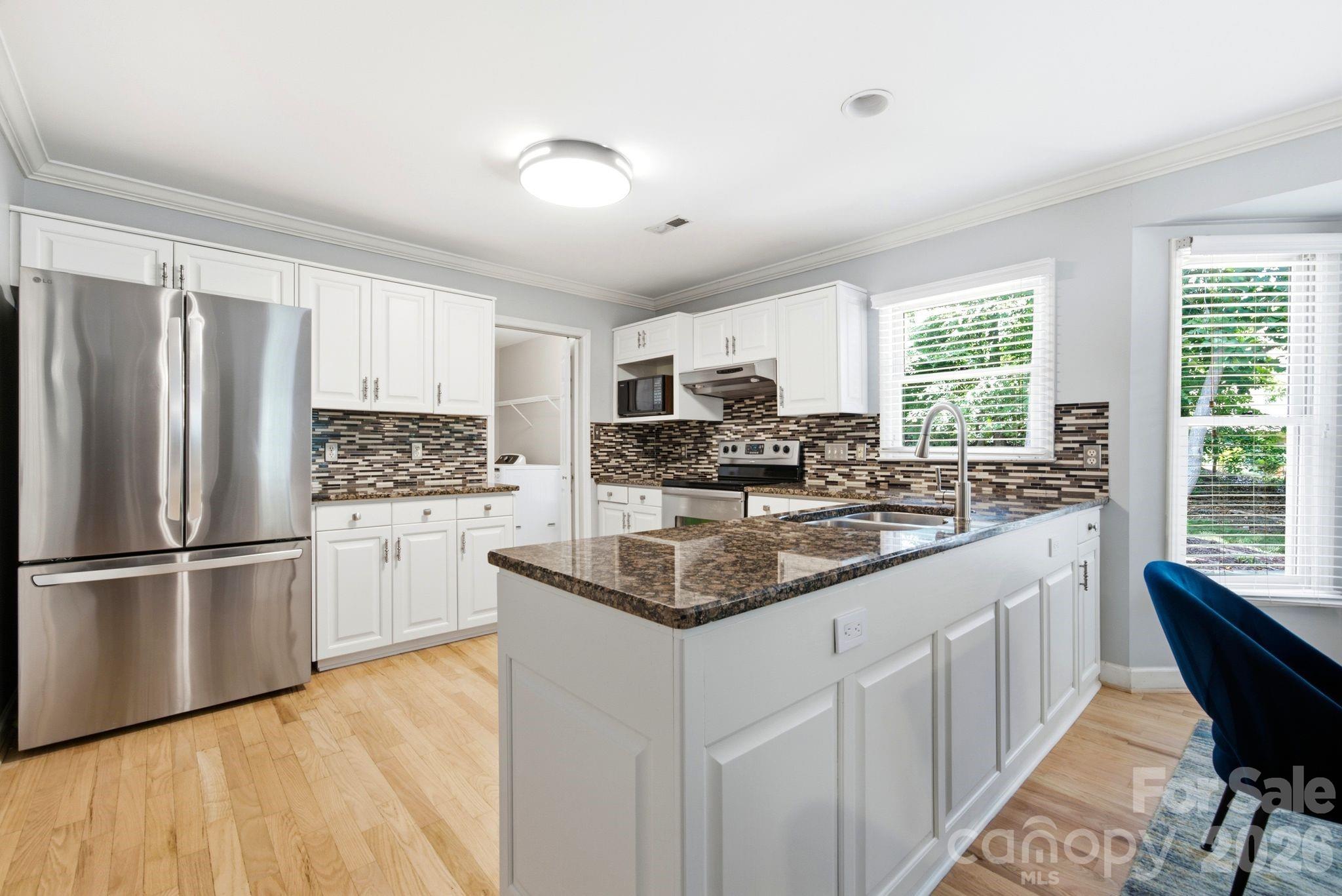 503 Wyre Forest Court Property Photo 3