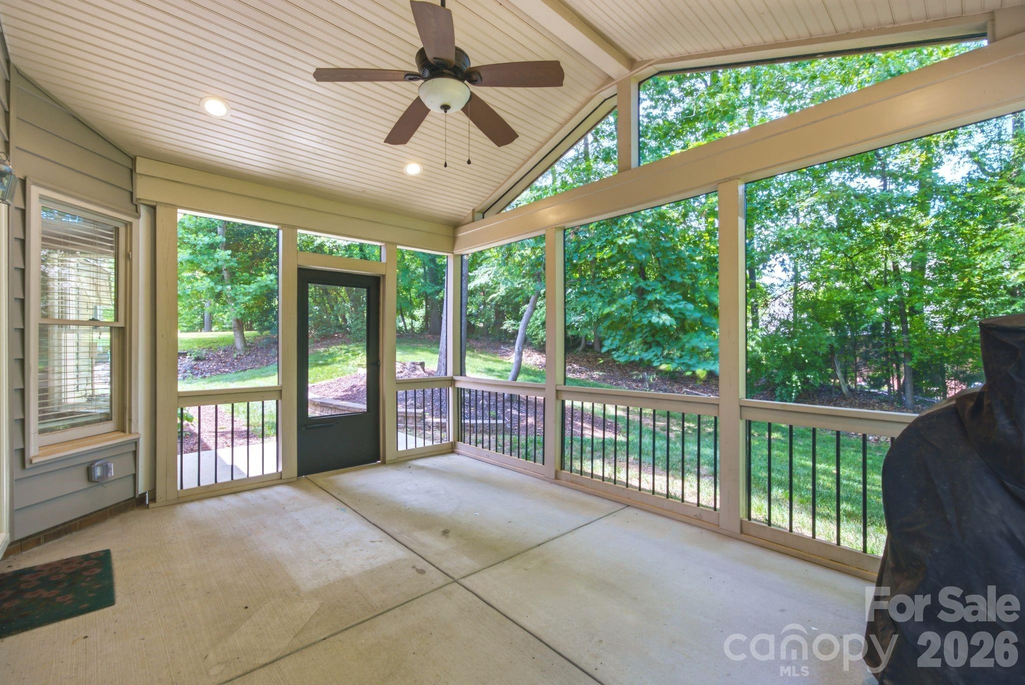 503 Wyre Forest Court Property Photo 31