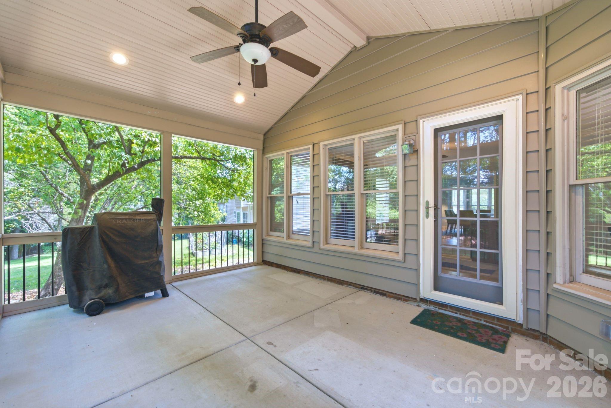 503 Wyre Forest Court Property Photo 32