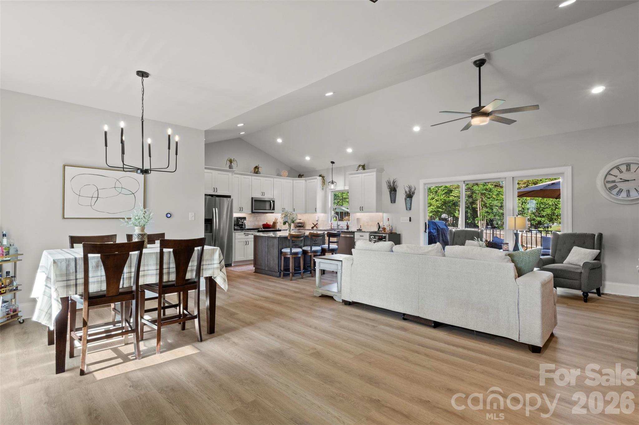 2616 Teague Street Property Photo 14