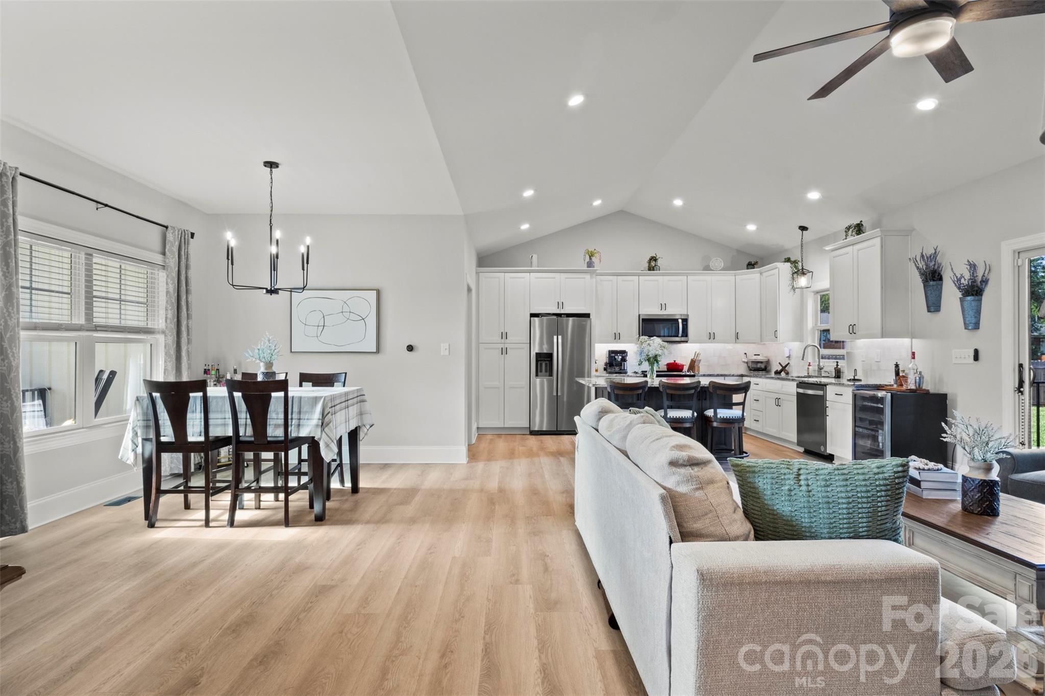 2616 Teague Street Property Photo 16