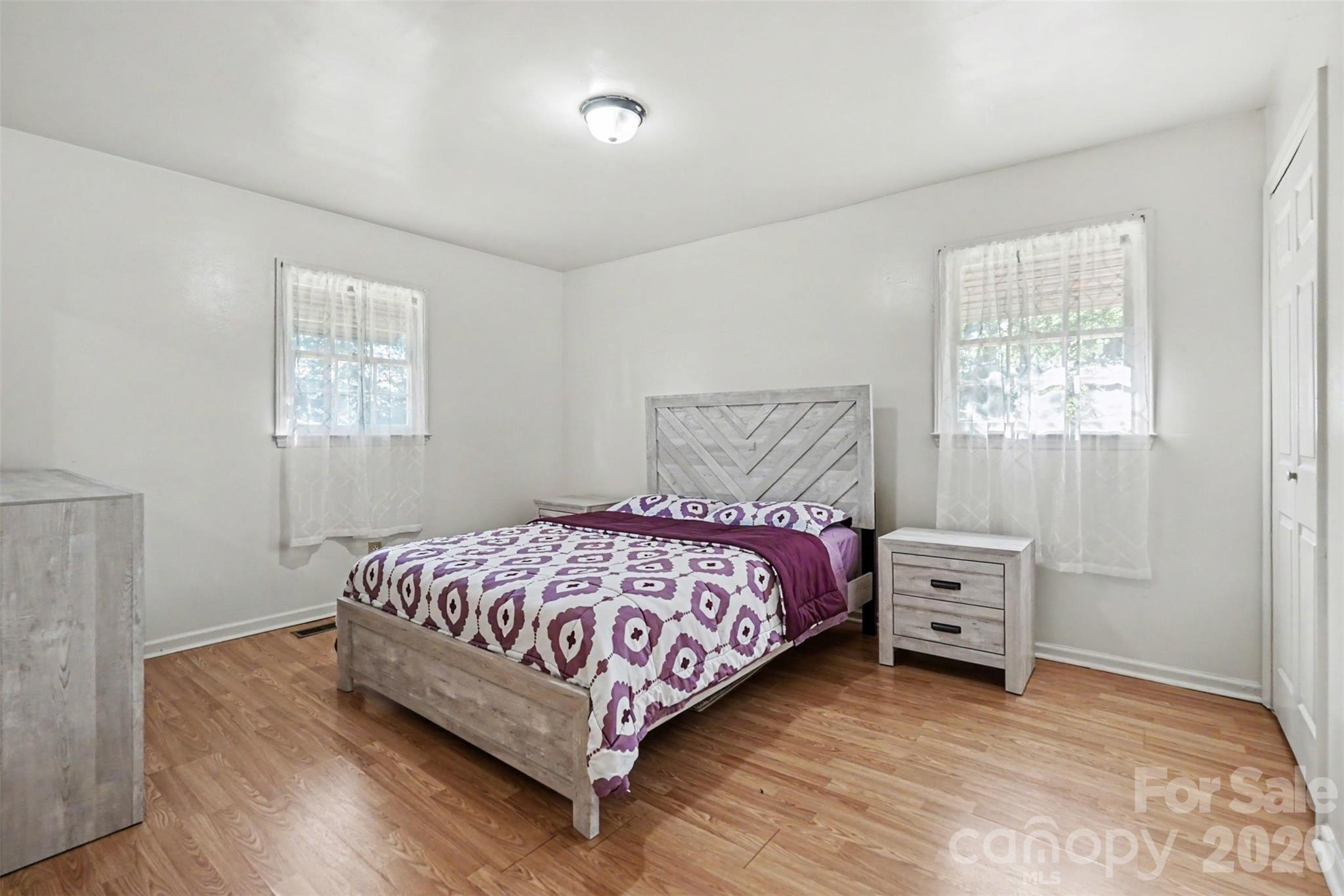 308 N Carpenter Street Property Photo 10