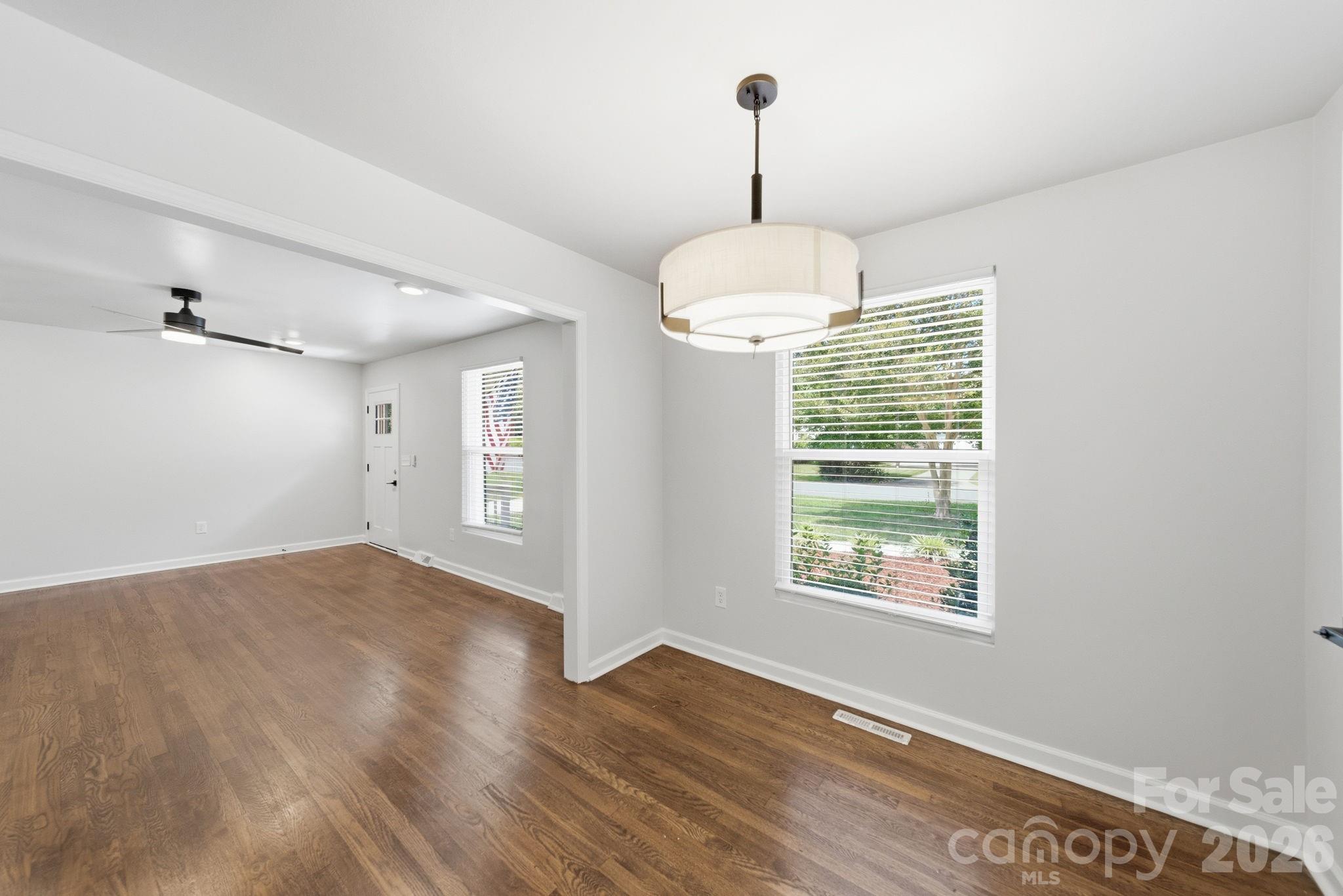 4919 Seacroft Road Property Photo 5