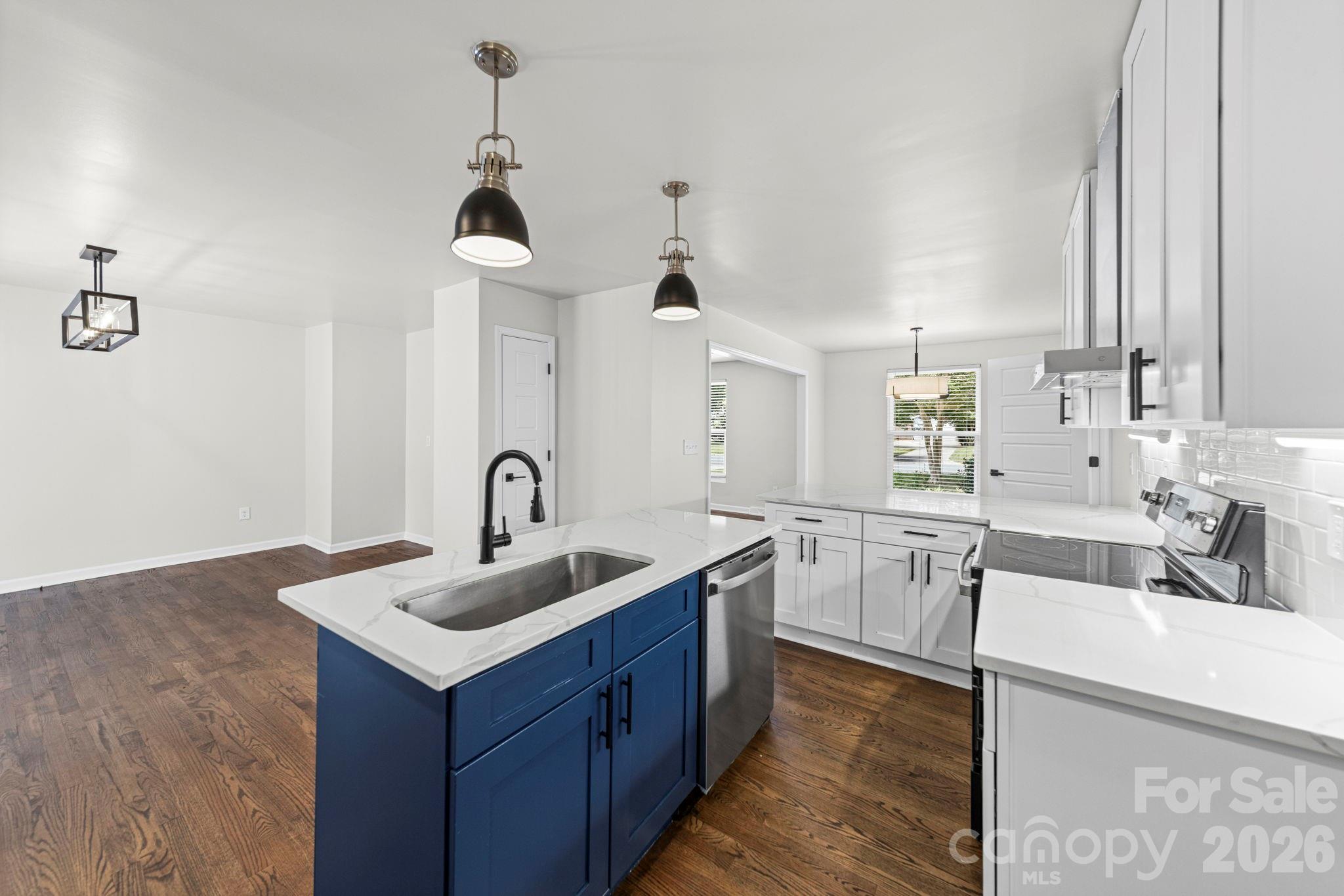 4919 Seacroft Road Property Photo 7
