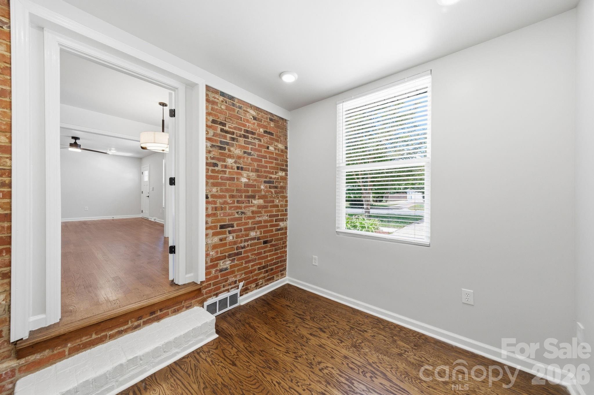 4919 Seacroft Road Property Photo 15