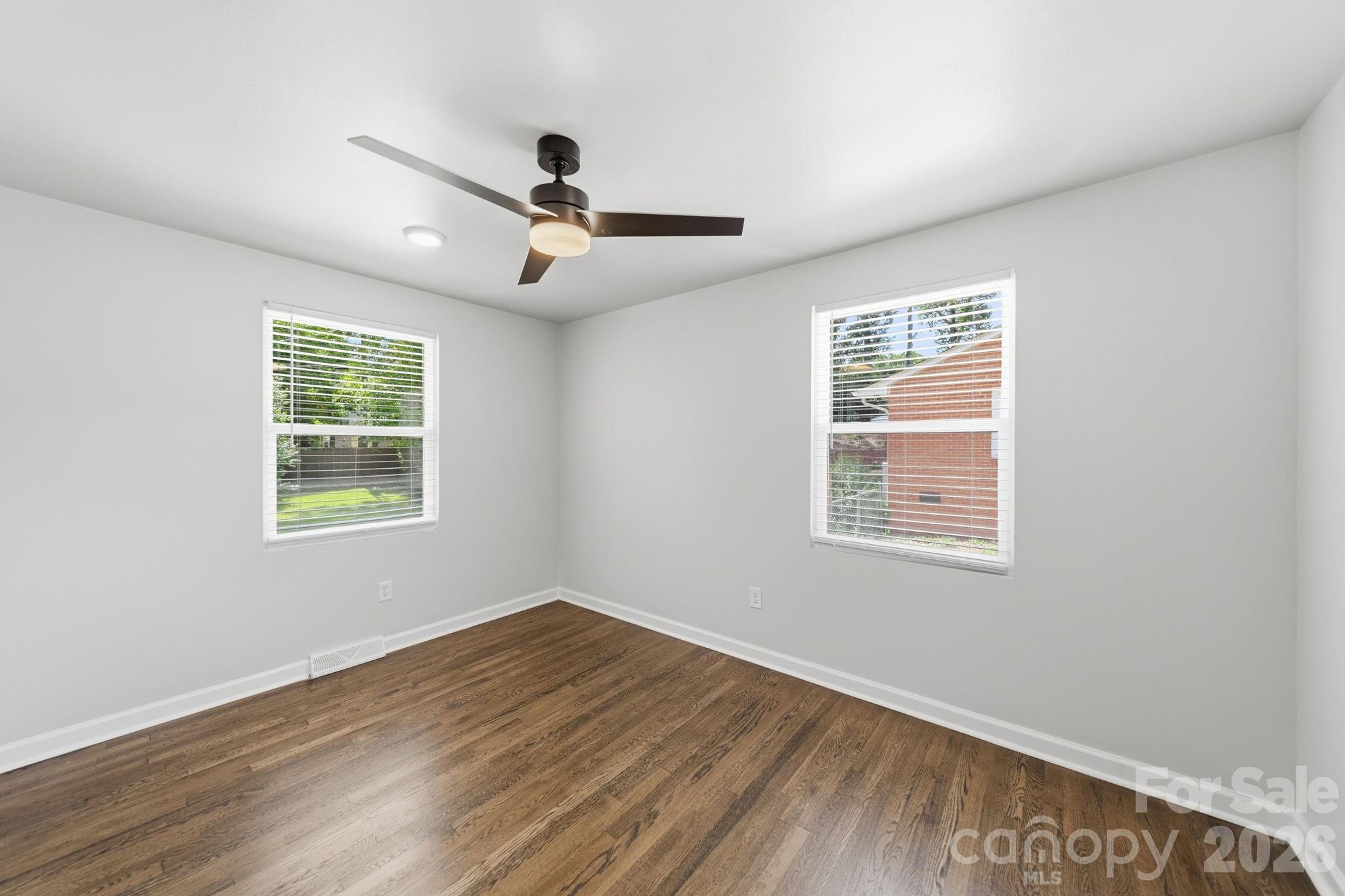 4919 Seacroft Road Property Photo 23