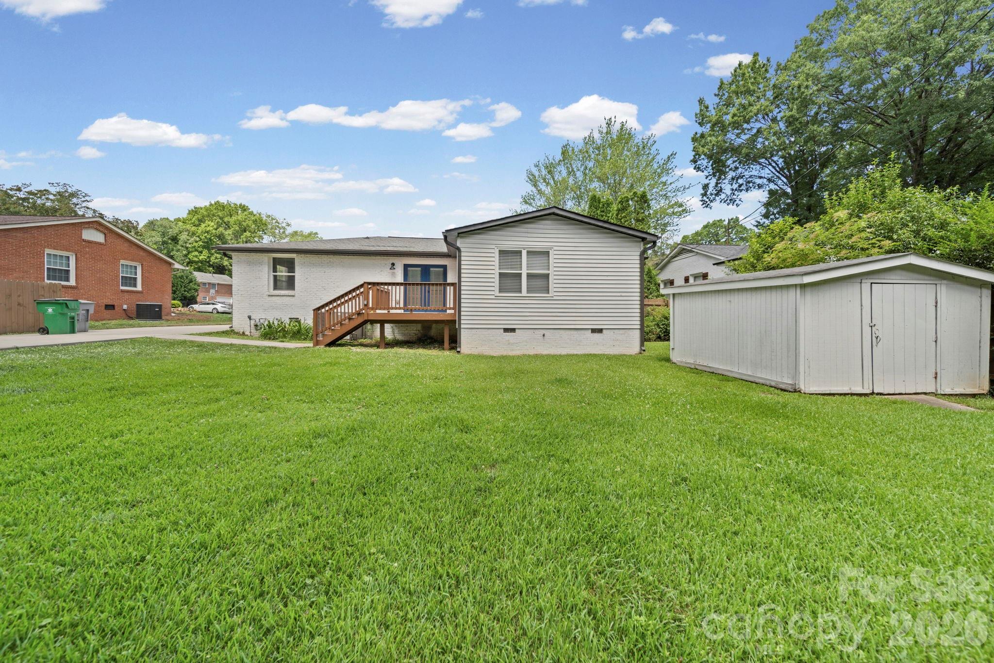 4919 Seacroft Road Property Photo 27