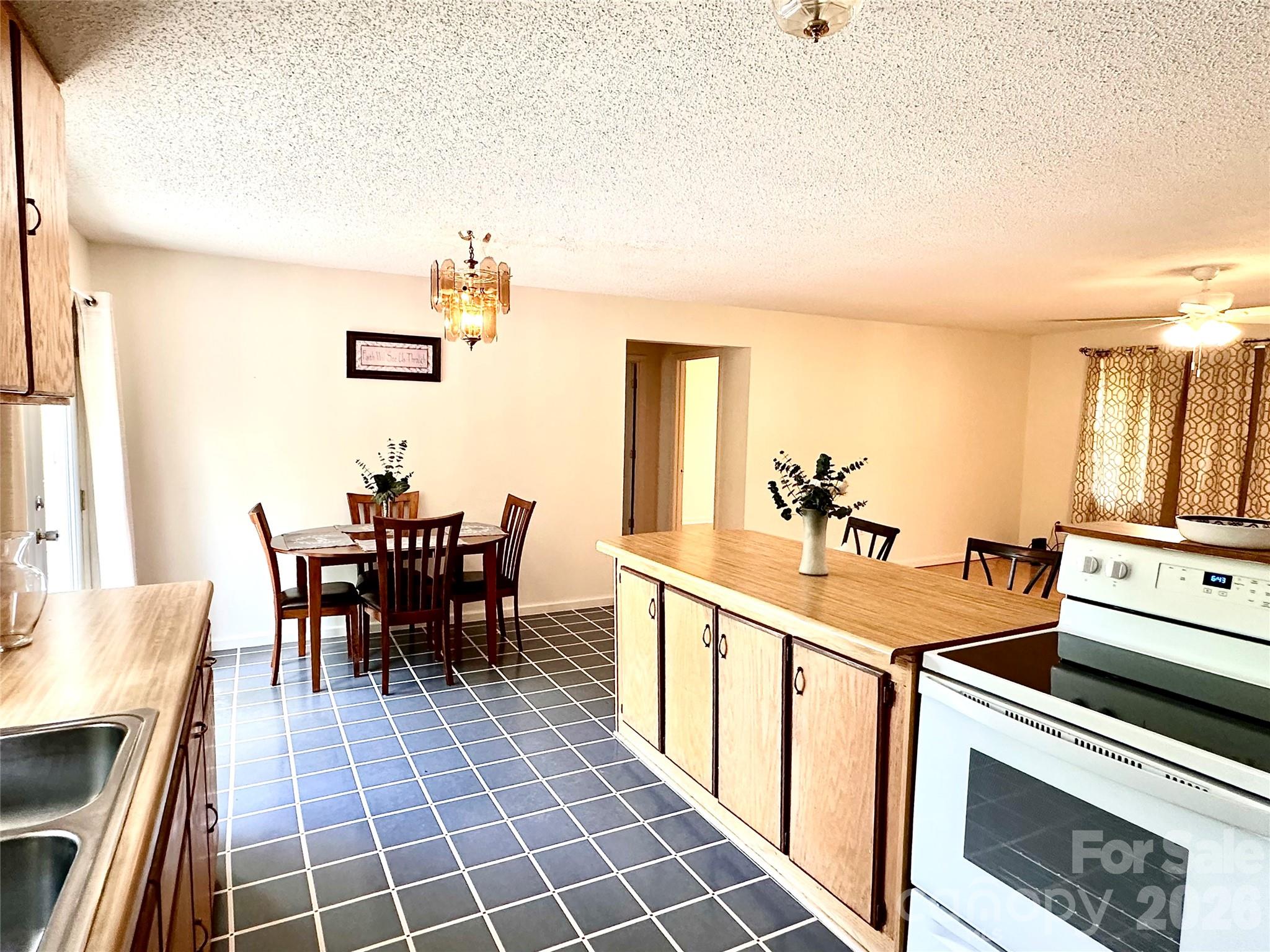 422 Us Highway 19e Highway Property Photo 4