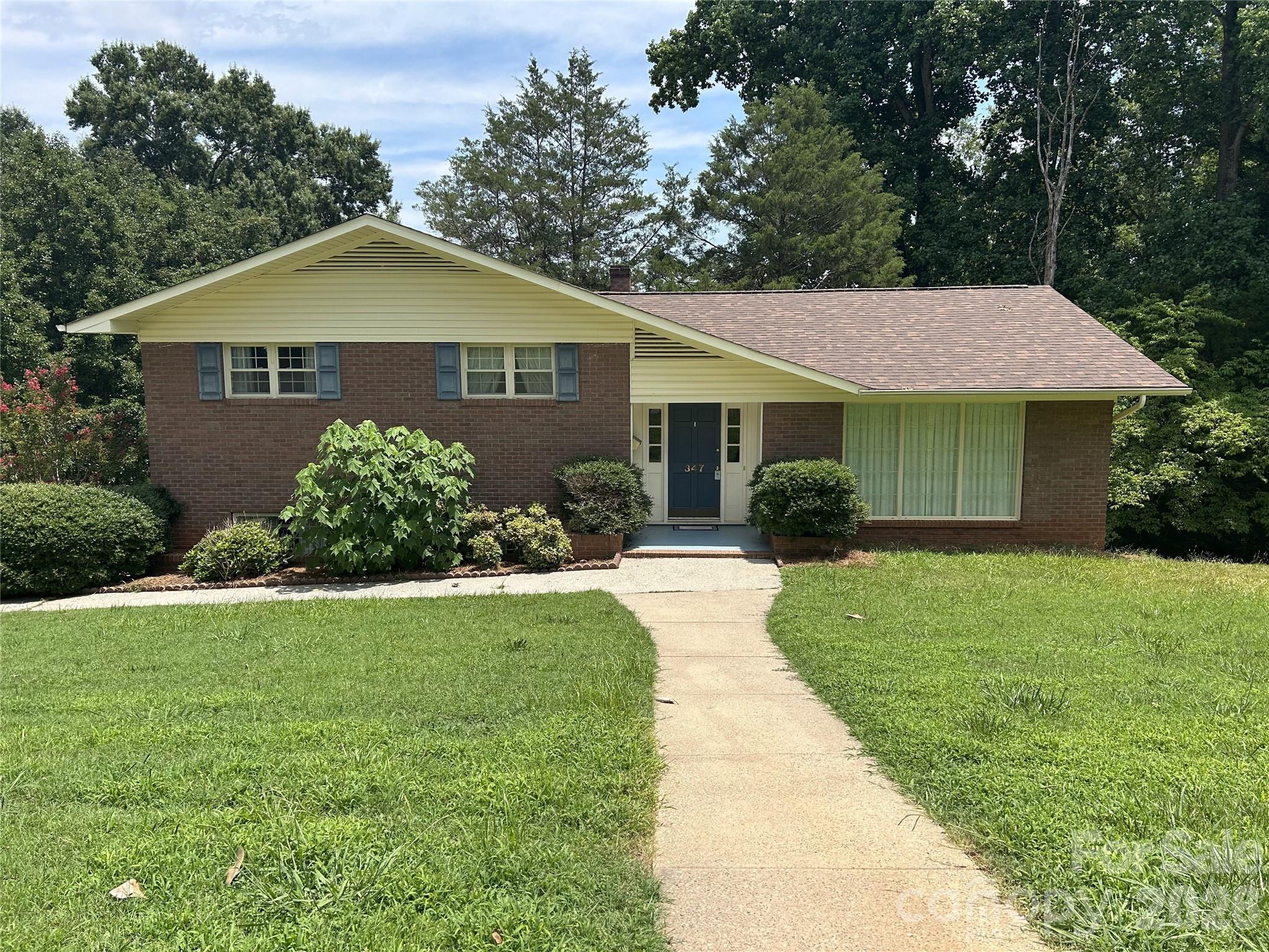 347 Hatley Circle Property Photo 1