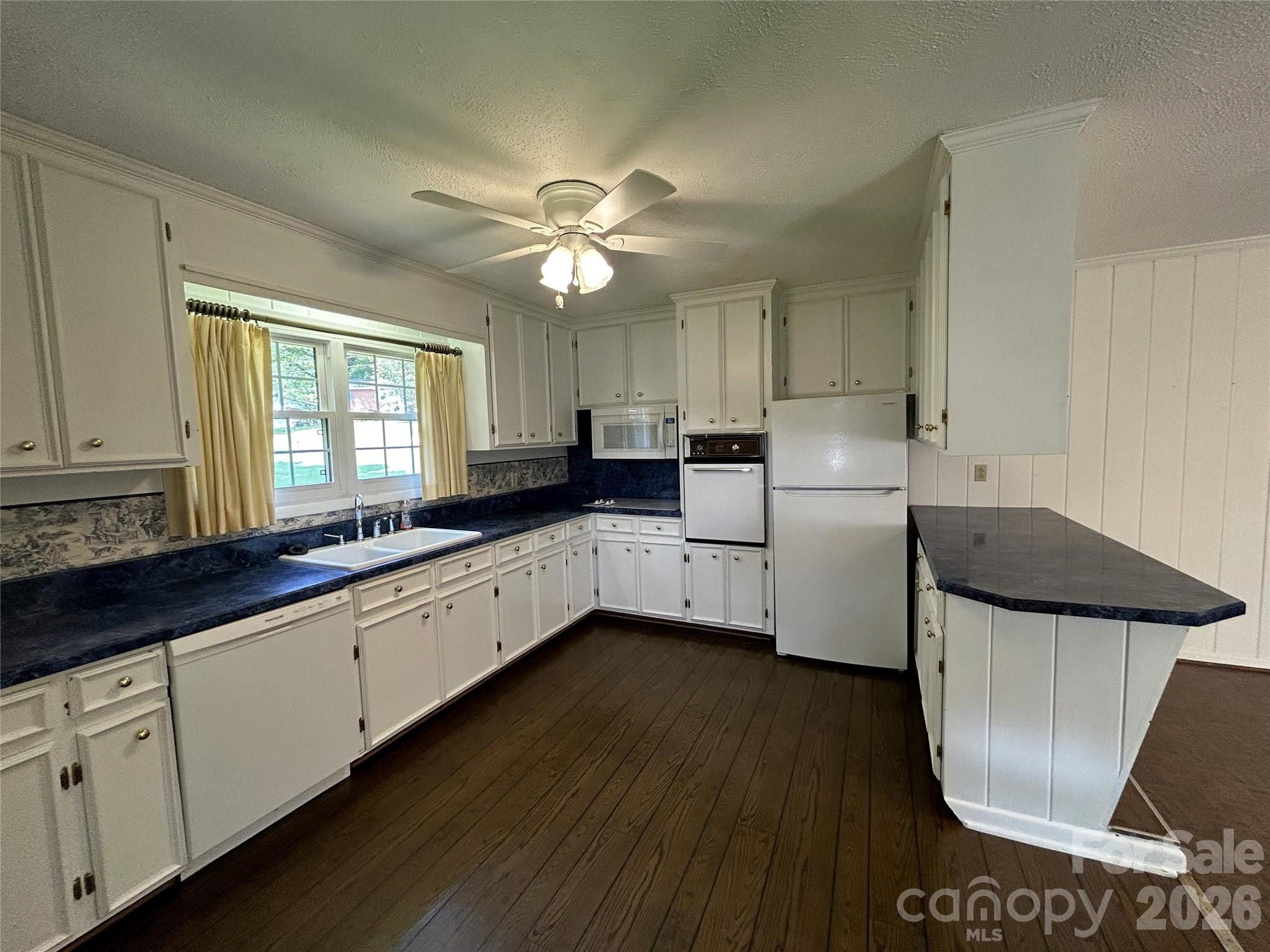 347 Hatley Circle Property Photo 7