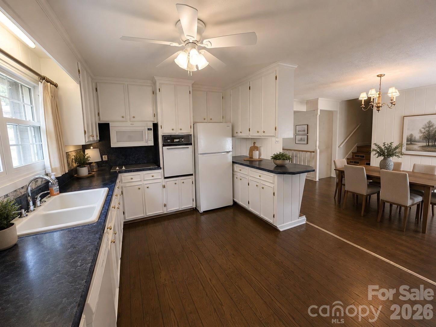 347 Hatley Circle Property Photo 8