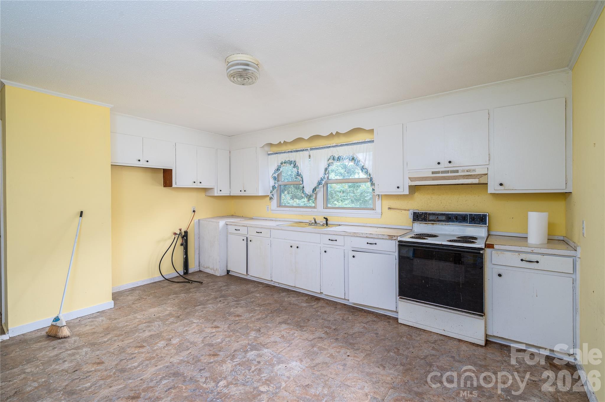455 Huffman Road Property Photo 10