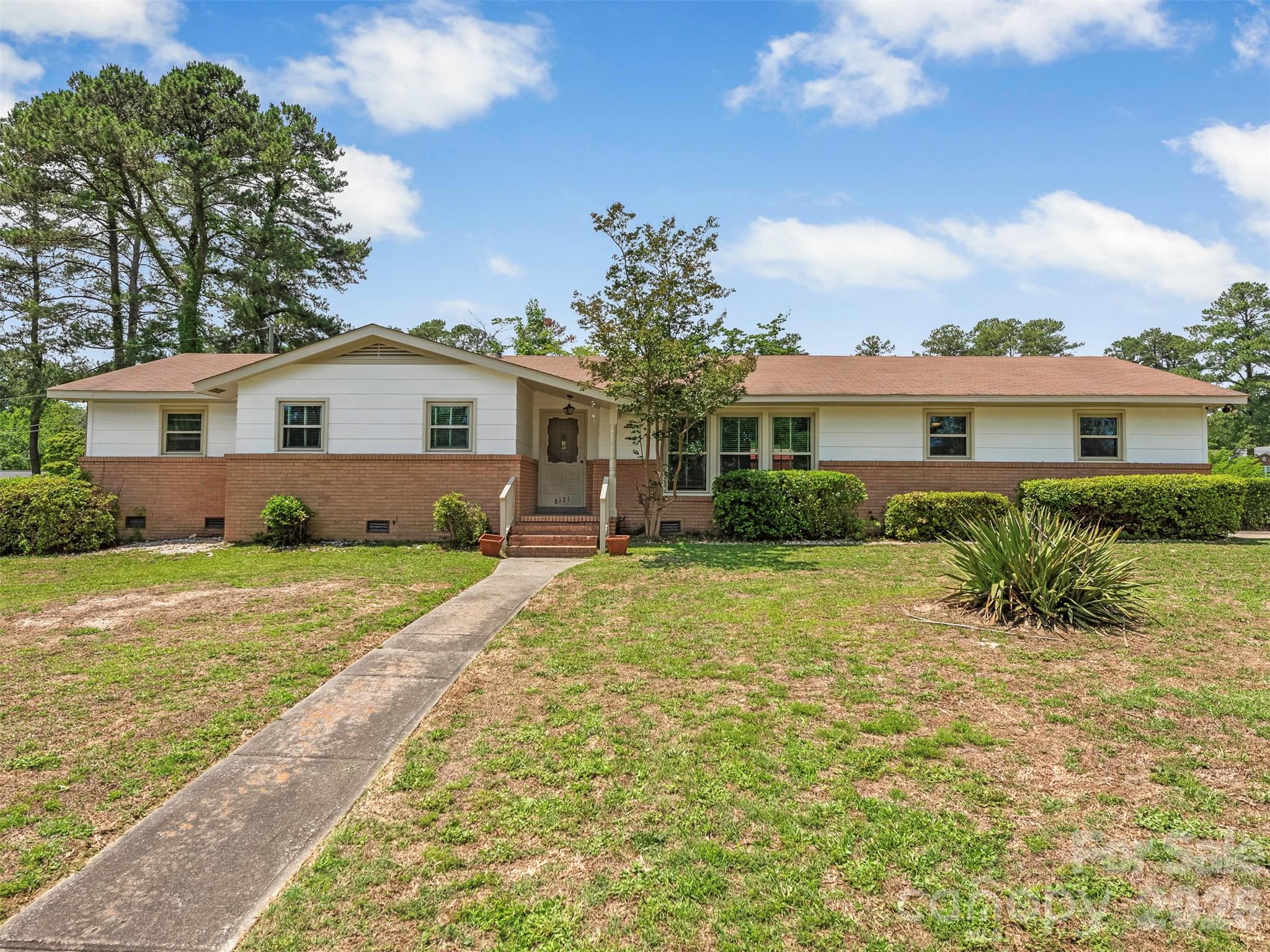 8121 Greenbrook Road Property Photo 1
