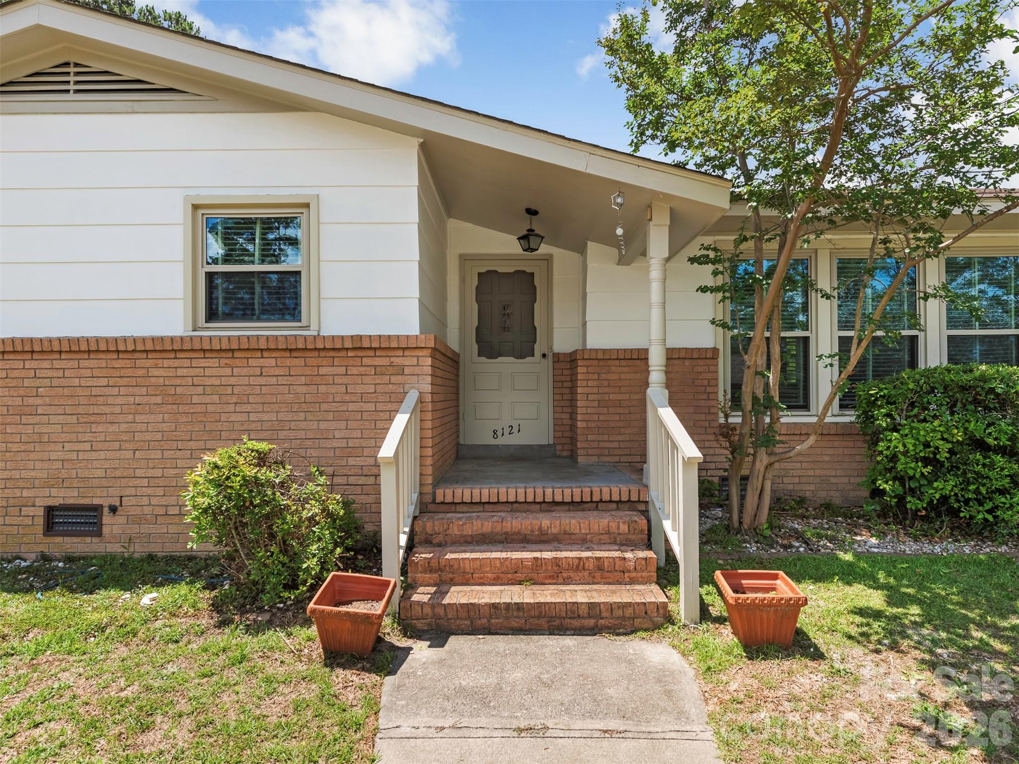 8121 Greenbrook Road Property Photo 2