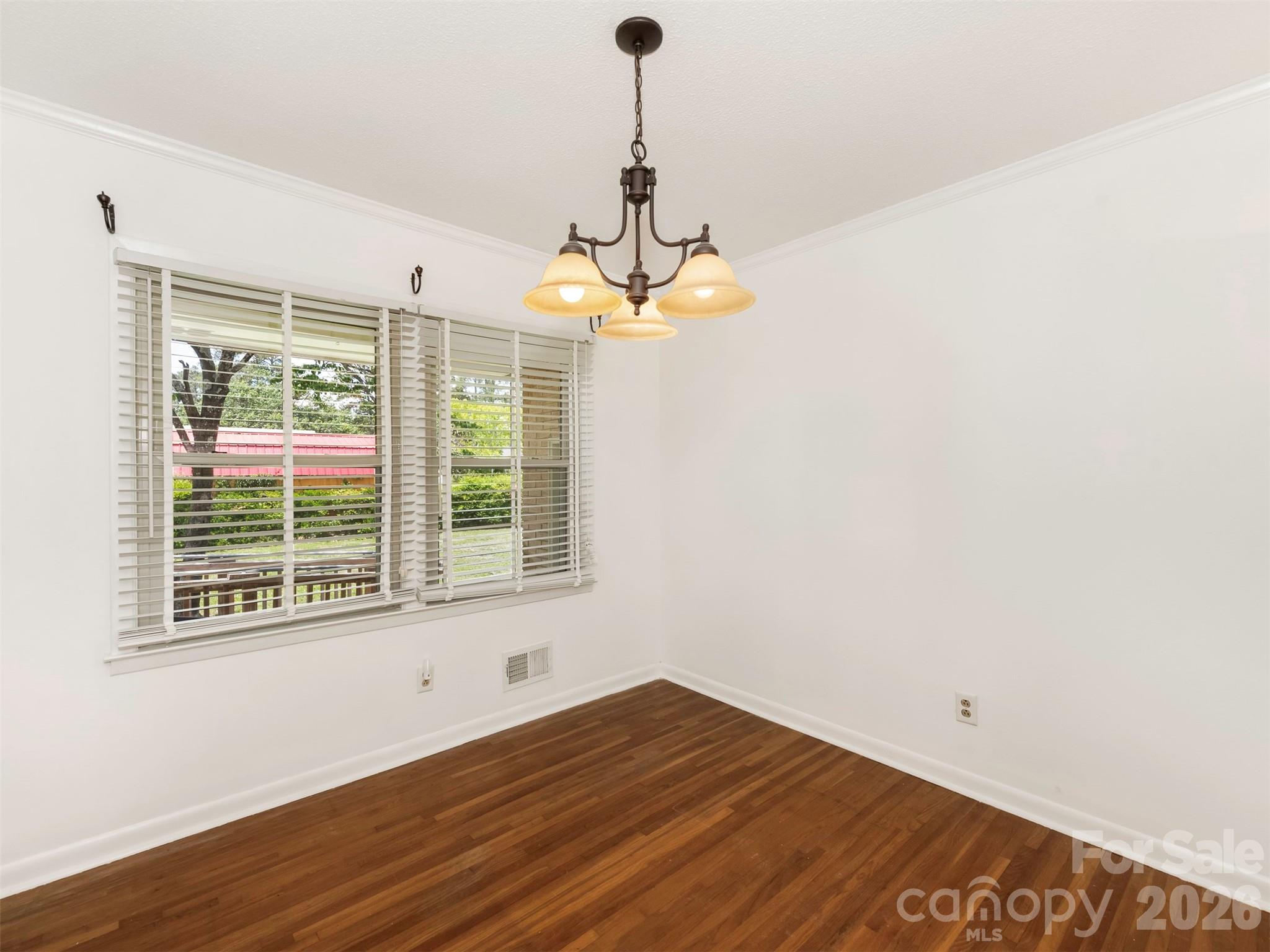 8121 Greenbrook Road Property Photo 8