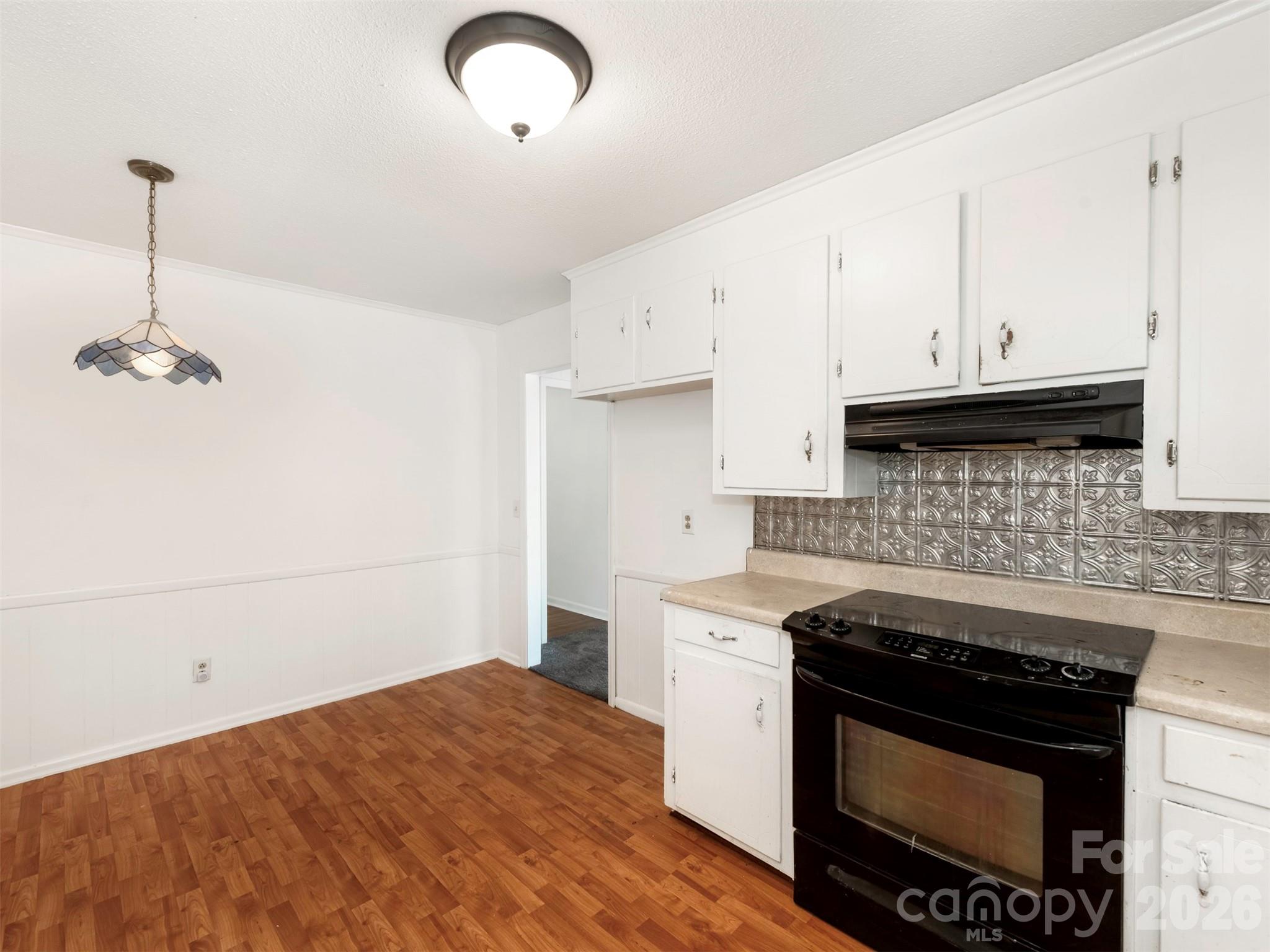 8121 Greenbrook Road Property Photo 12
