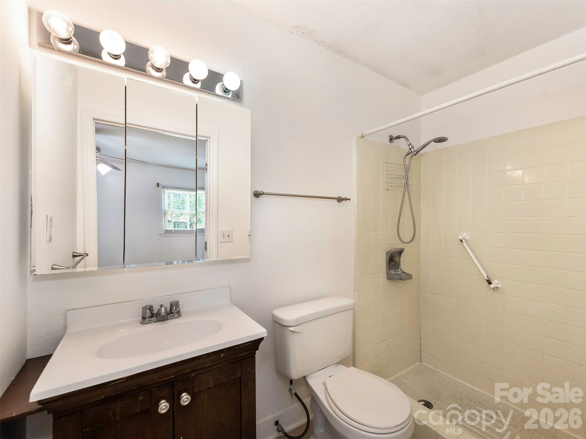 8121 Greenbrook Road Property Photo 21