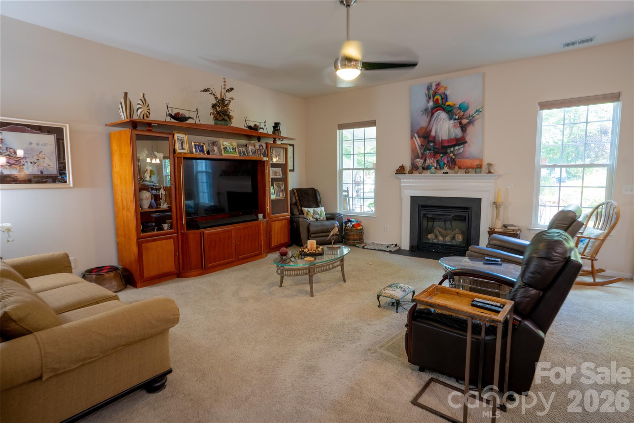 7661 Sellers Way Property Photo 6