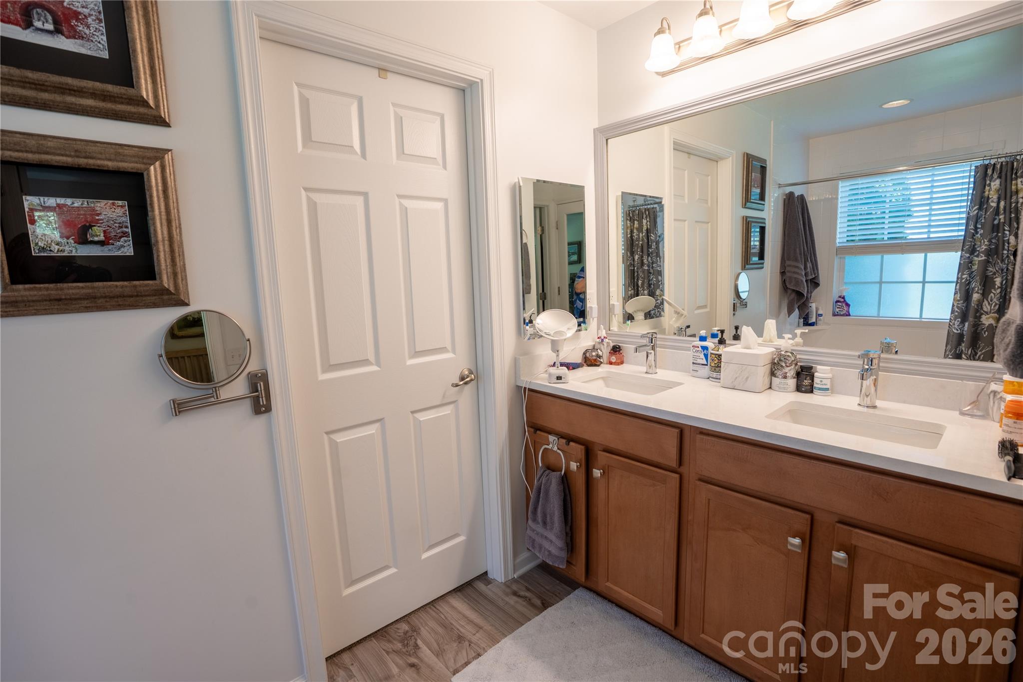 7661 Sellers Way Property Photo 11