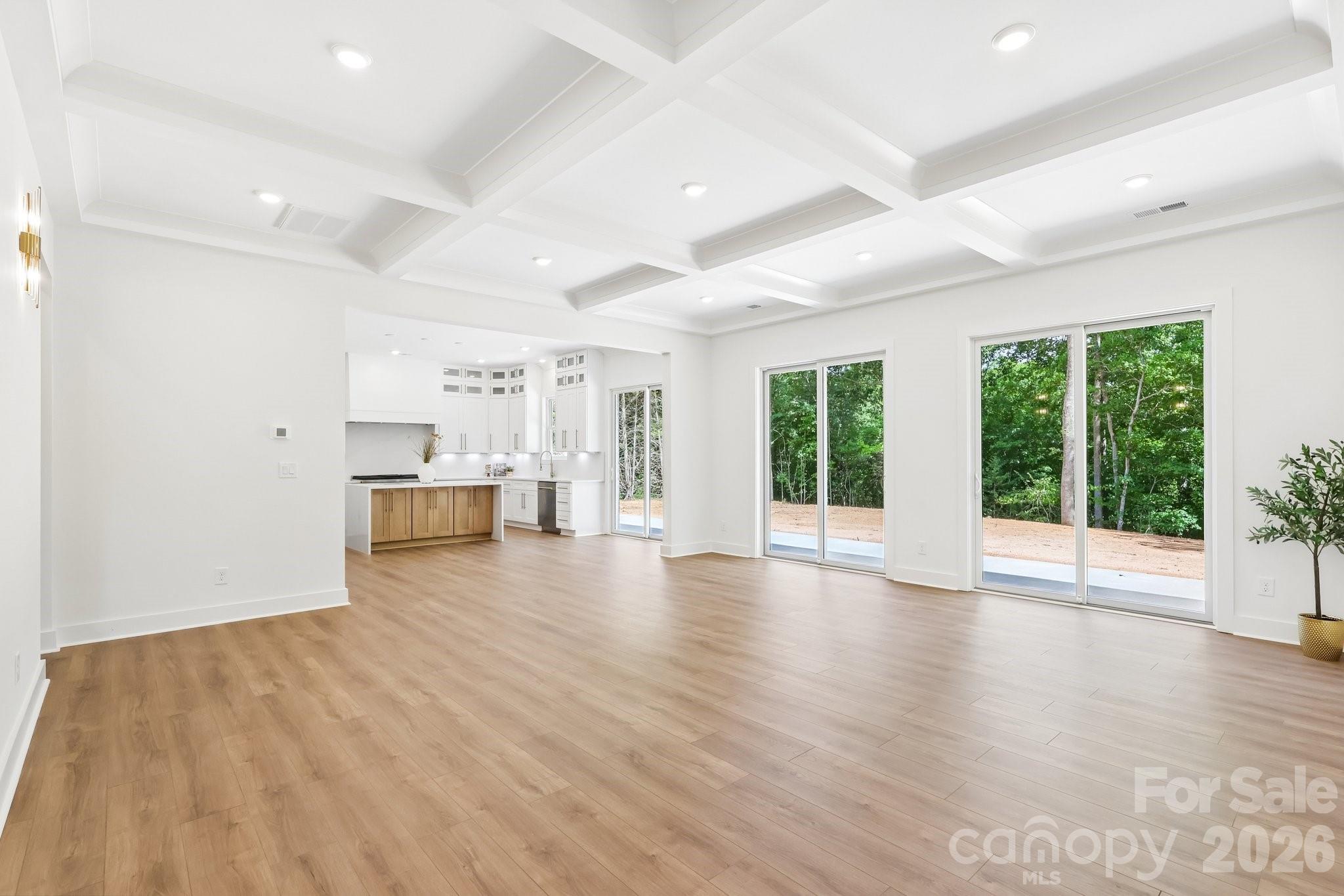 332 Point Carpenter Road Property Photo 5