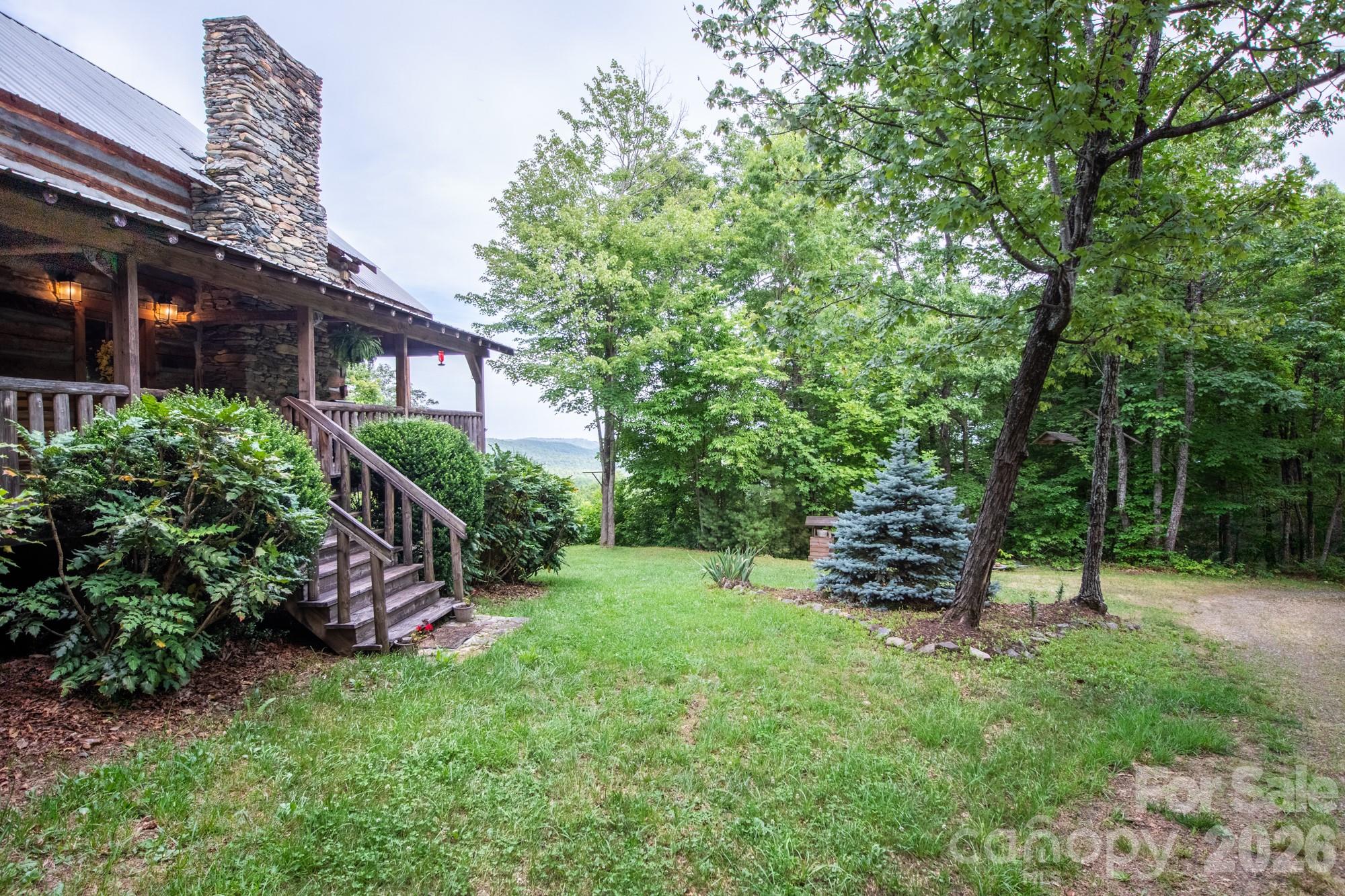 1639 Mountain Vista Drive Property Photo 8