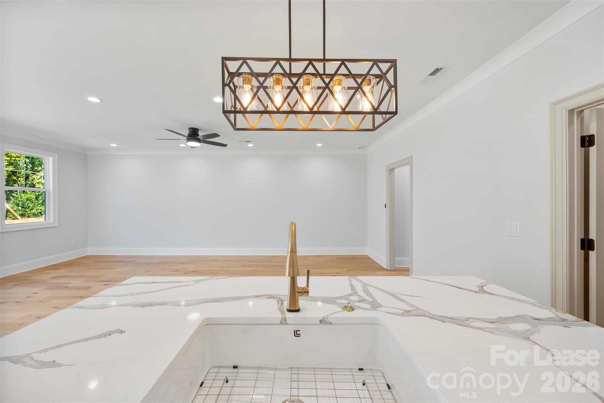 1329 Condon Street Property Photo 9