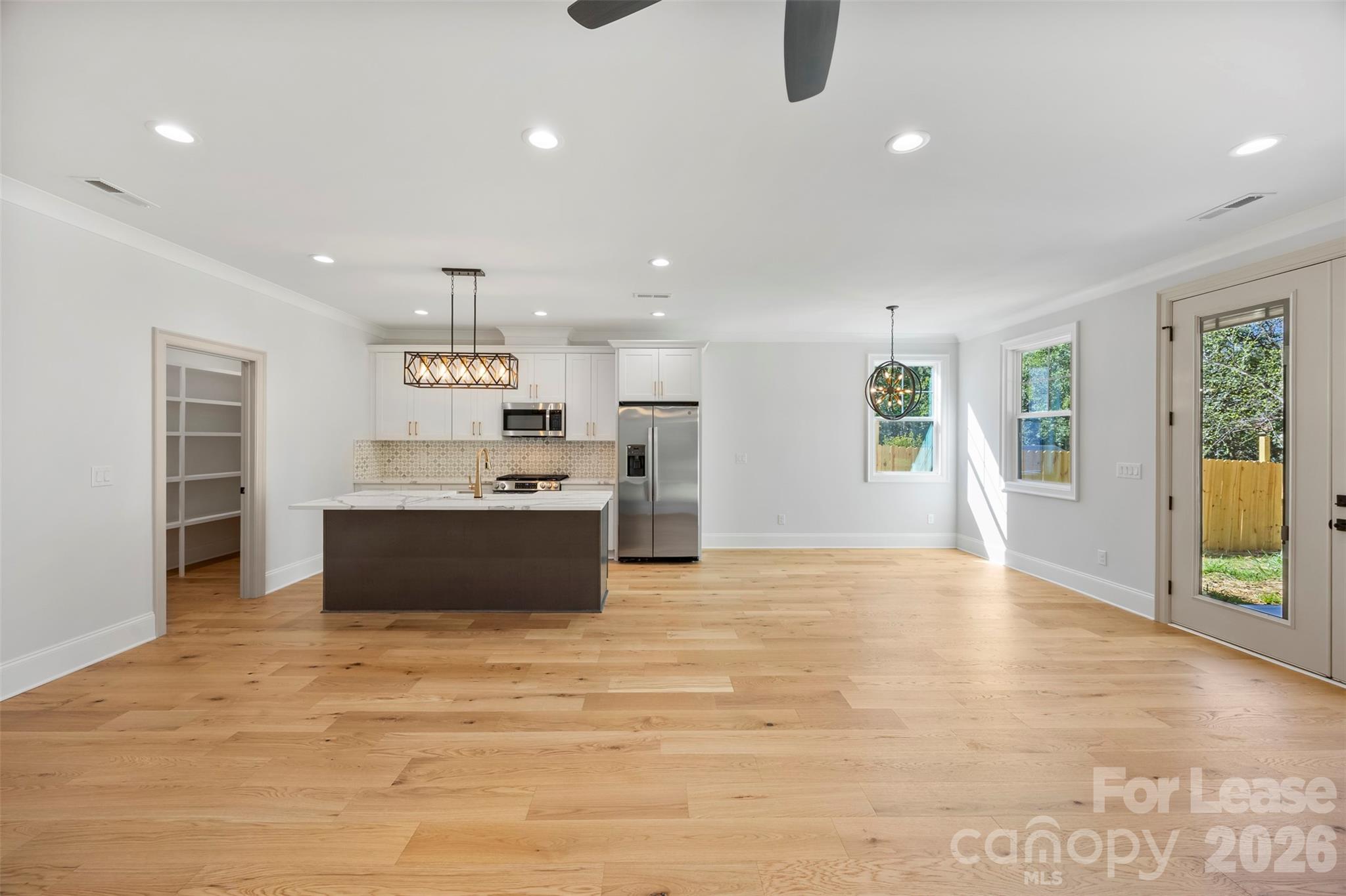 1329 Condon Street Property Photo 11