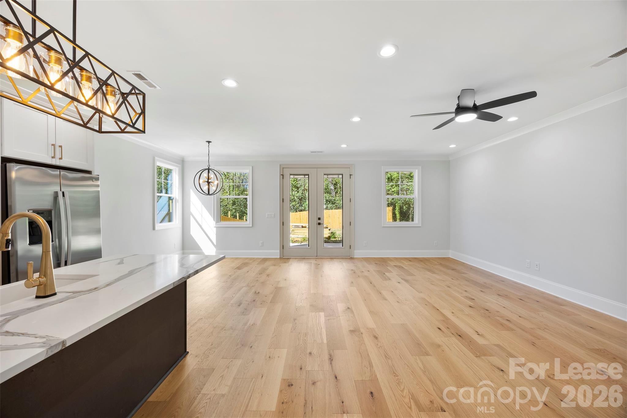 1329 Condon Street Property Photo 12