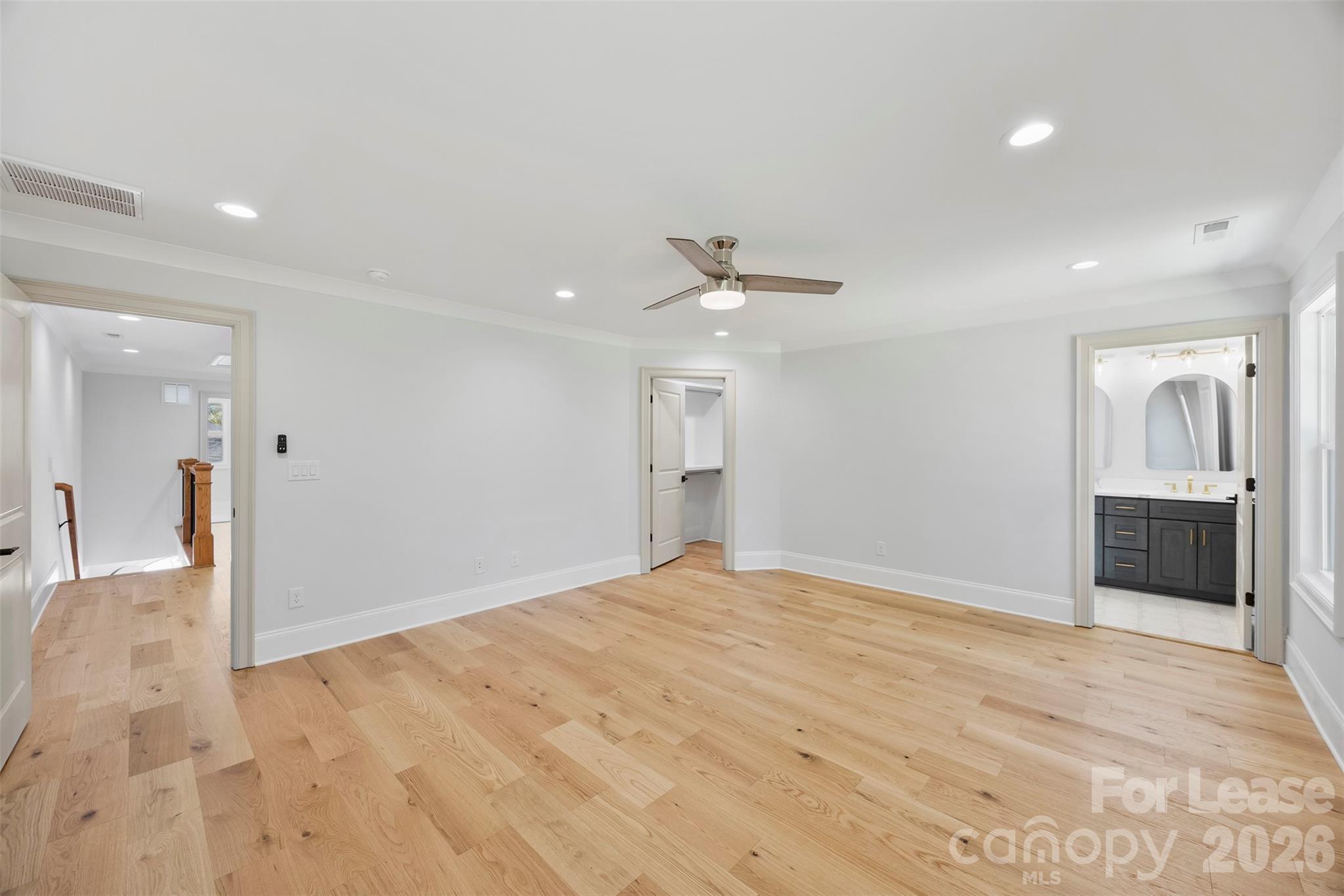 1329 Condon Street Property Photo 16