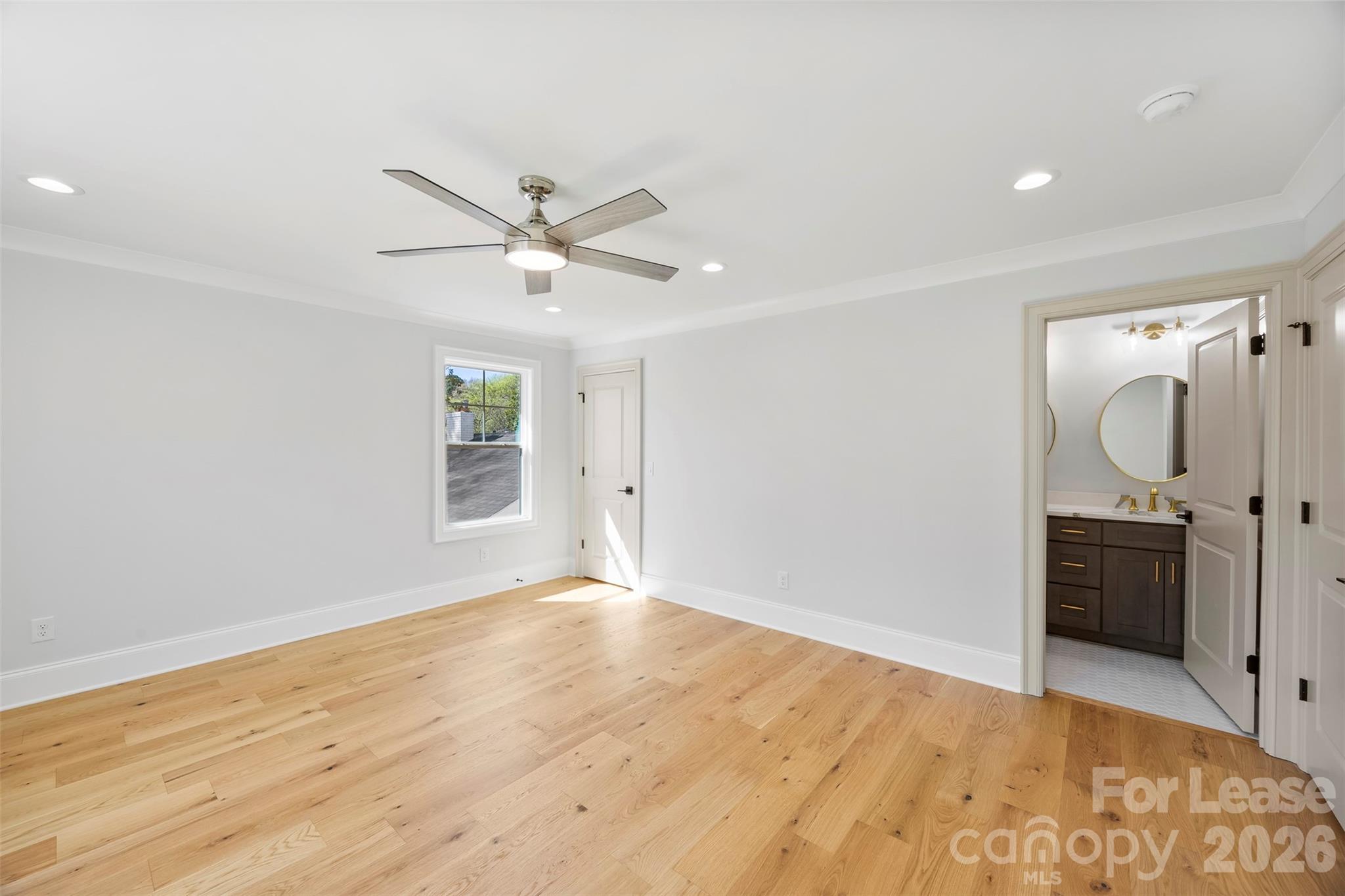1329 Condon Street Property Photo 29