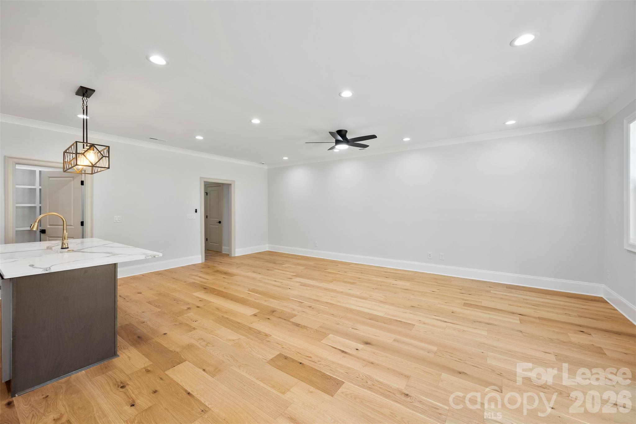 1331 Condon Street Property Photo 9