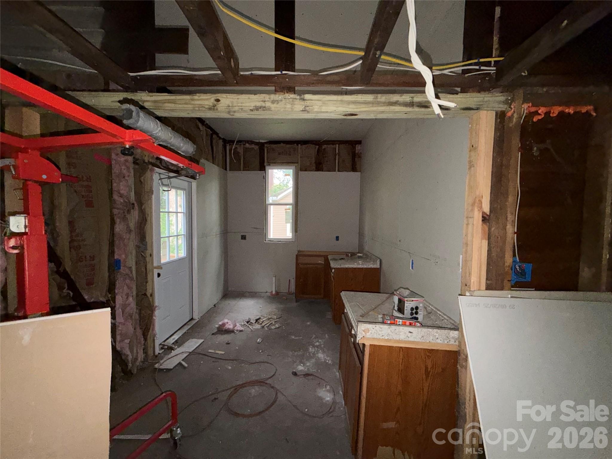 305 W Harrison Street Property Photo 24
