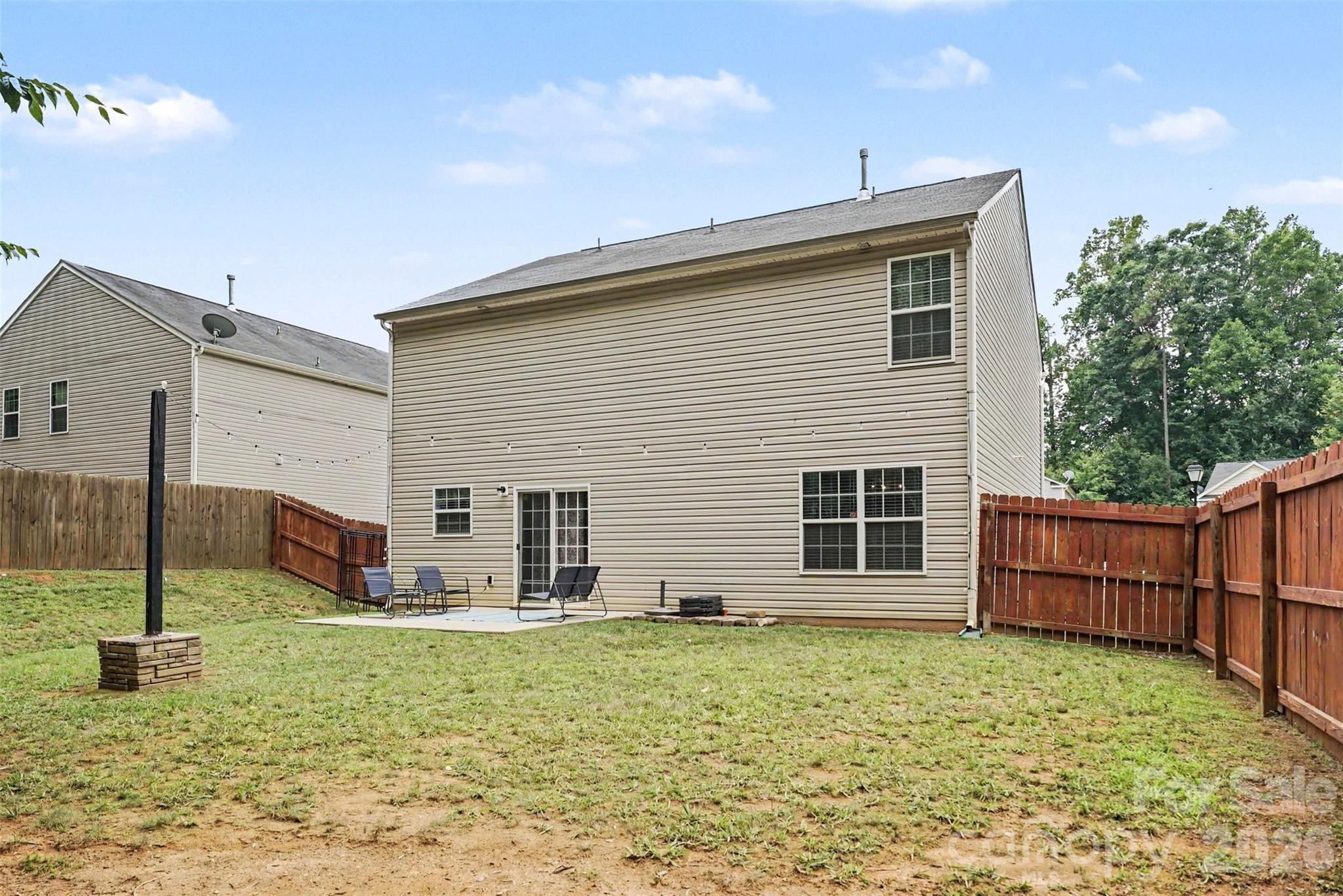 9424 Quilting Bee Lane Property Photo 18