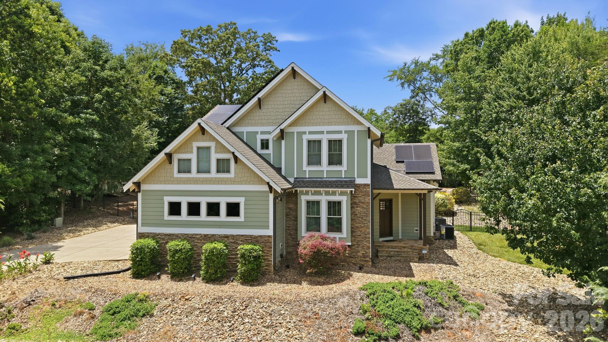 1104 Sawtooth Oak Lane Property Photo 1