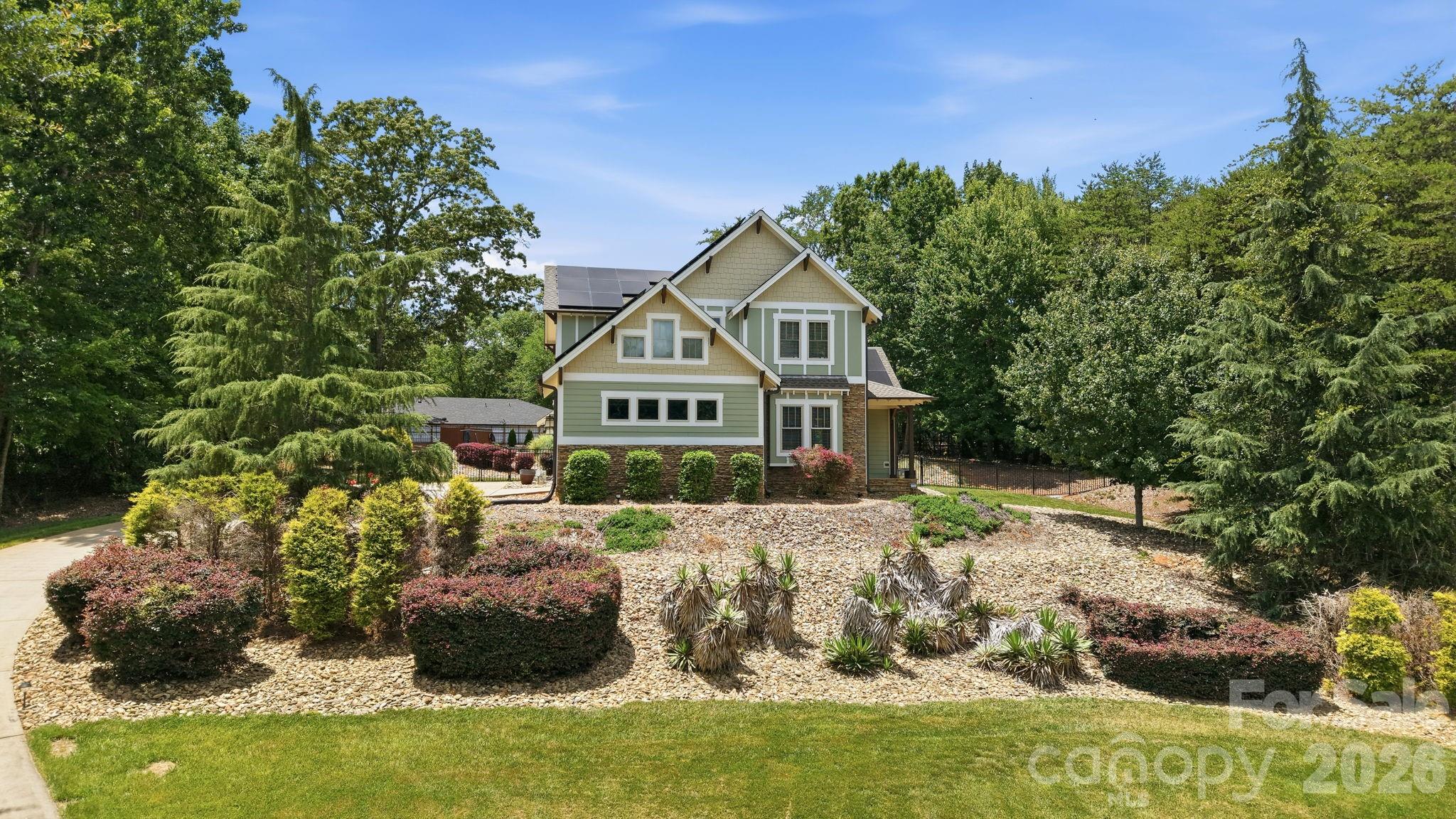 1104 Sawtooth Oak Lane Property Photo 3