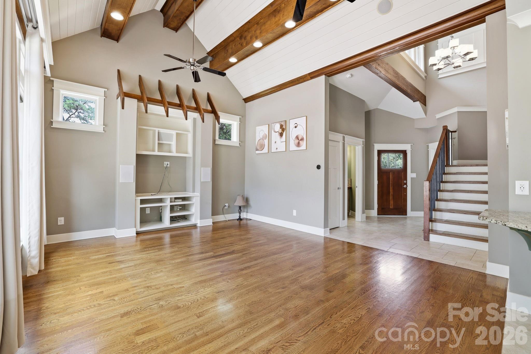 1104 Sawtooth Oak Lane Property Photo 12