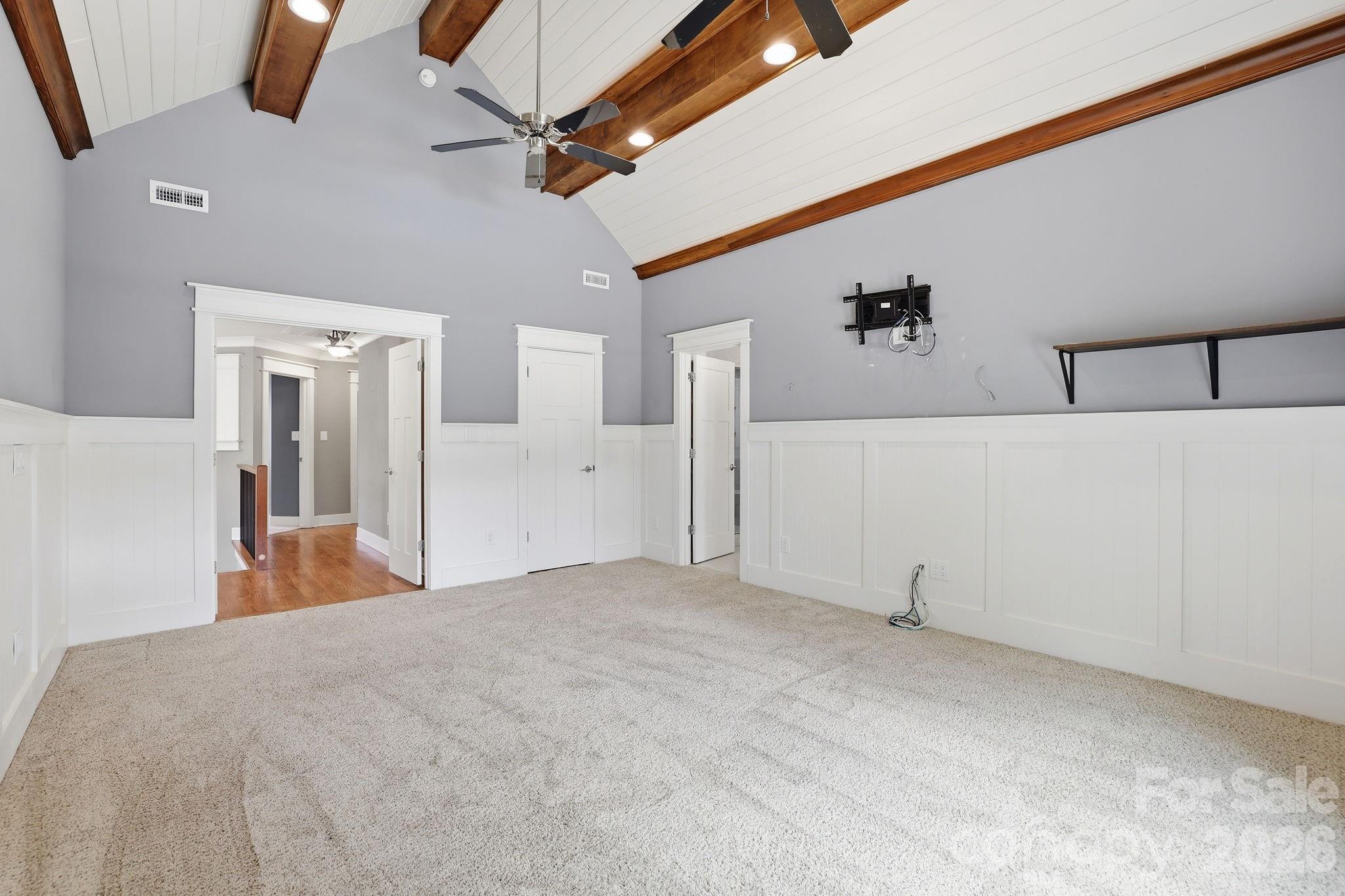 1104 Sawtooth Oak Lane Property Photo 24