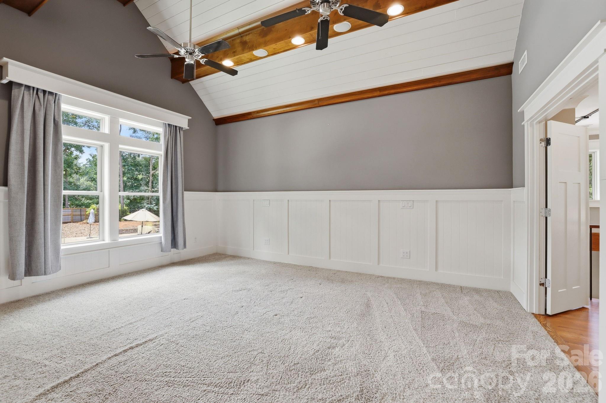 1104 Sawtooth Oak Lane Property Photo 25