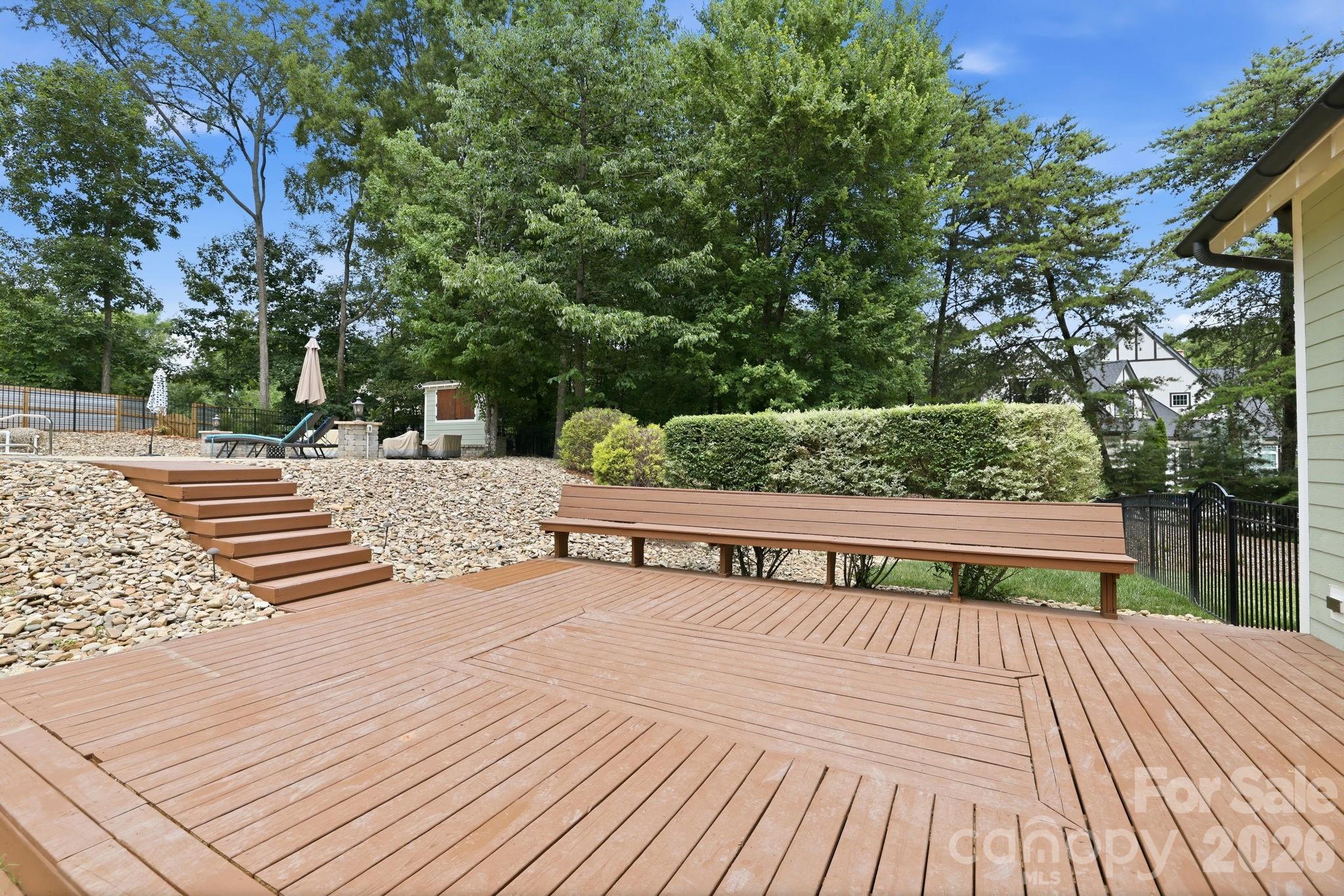 1104 Sawtooth Oak Lane Property Photo 35
